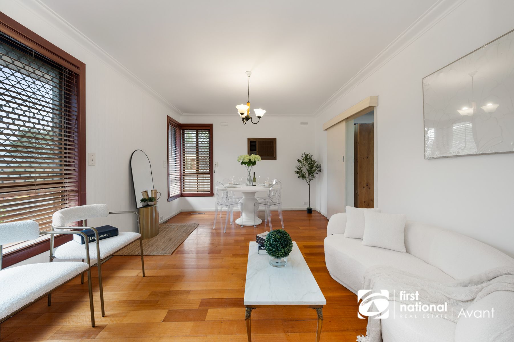 26 Milloo Crescent, Mount Waverley VIC 3149, Mount Waverley - Thumbnail 2