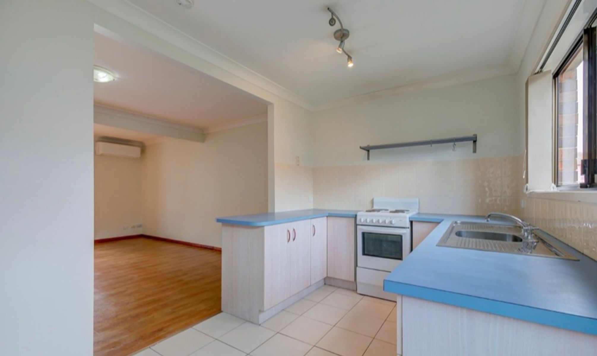 17/10 Damalis Street, Woodridge QLD 4114, Woodridge - Thumbnail 4