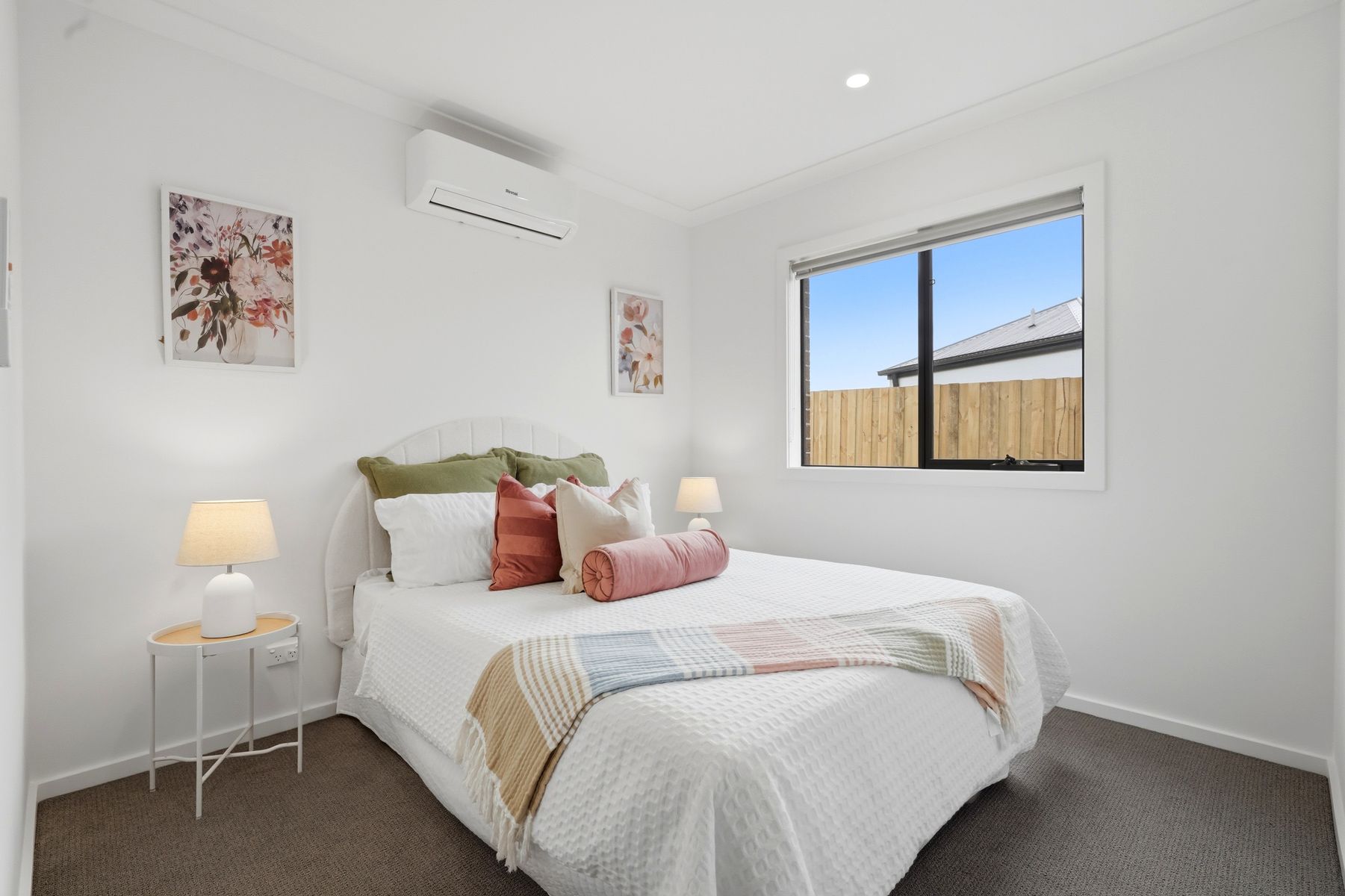91 villa doria drive, Clyde North, Clyde North - Thumbnail 4