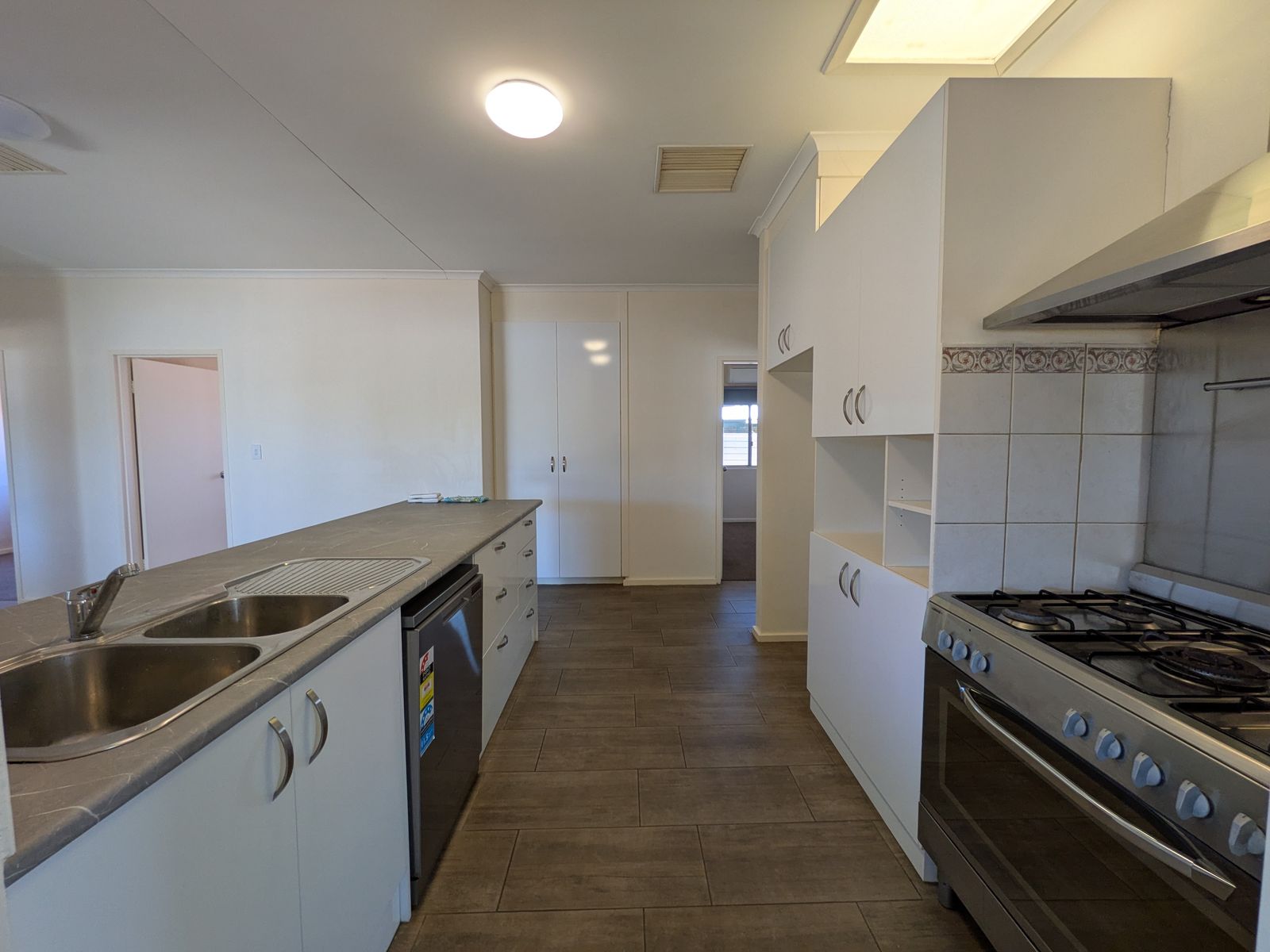 16 Heidenreich Court, Larapinta NT 0875, Larapinta - Thumbnail 3