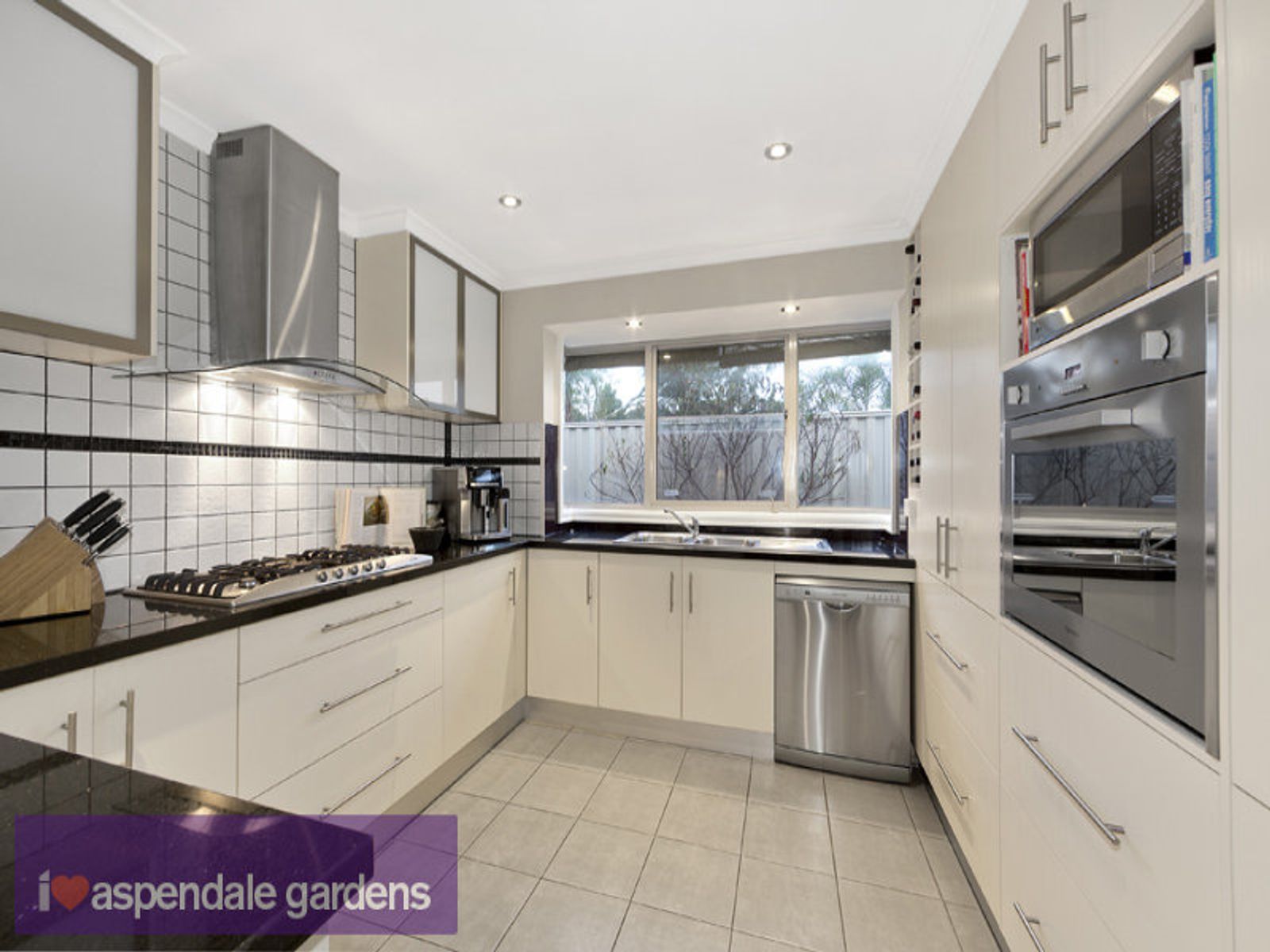 11 Ghiran Close, Aspendale Gardens, VIC 3195, Aspendale Gardens - Thumbnail 2