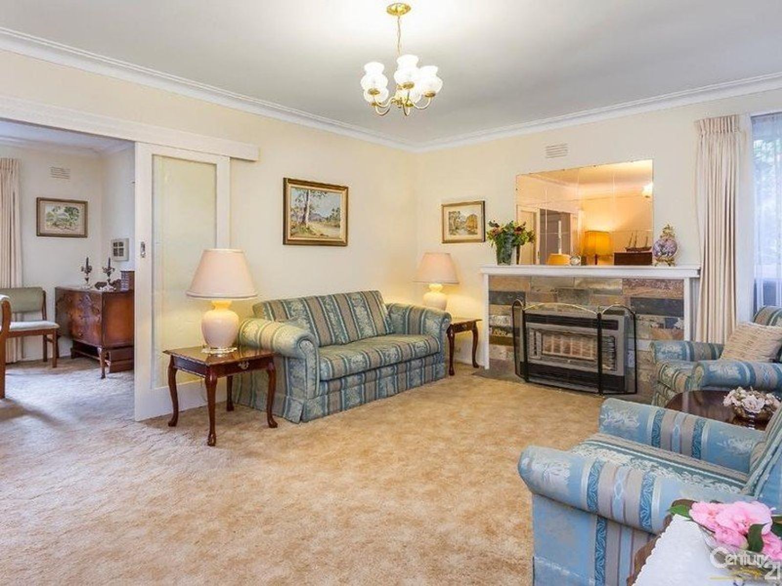 17 Saxon Street, Burwood East, VIC 3151, Burwood East - Thumbnail 3