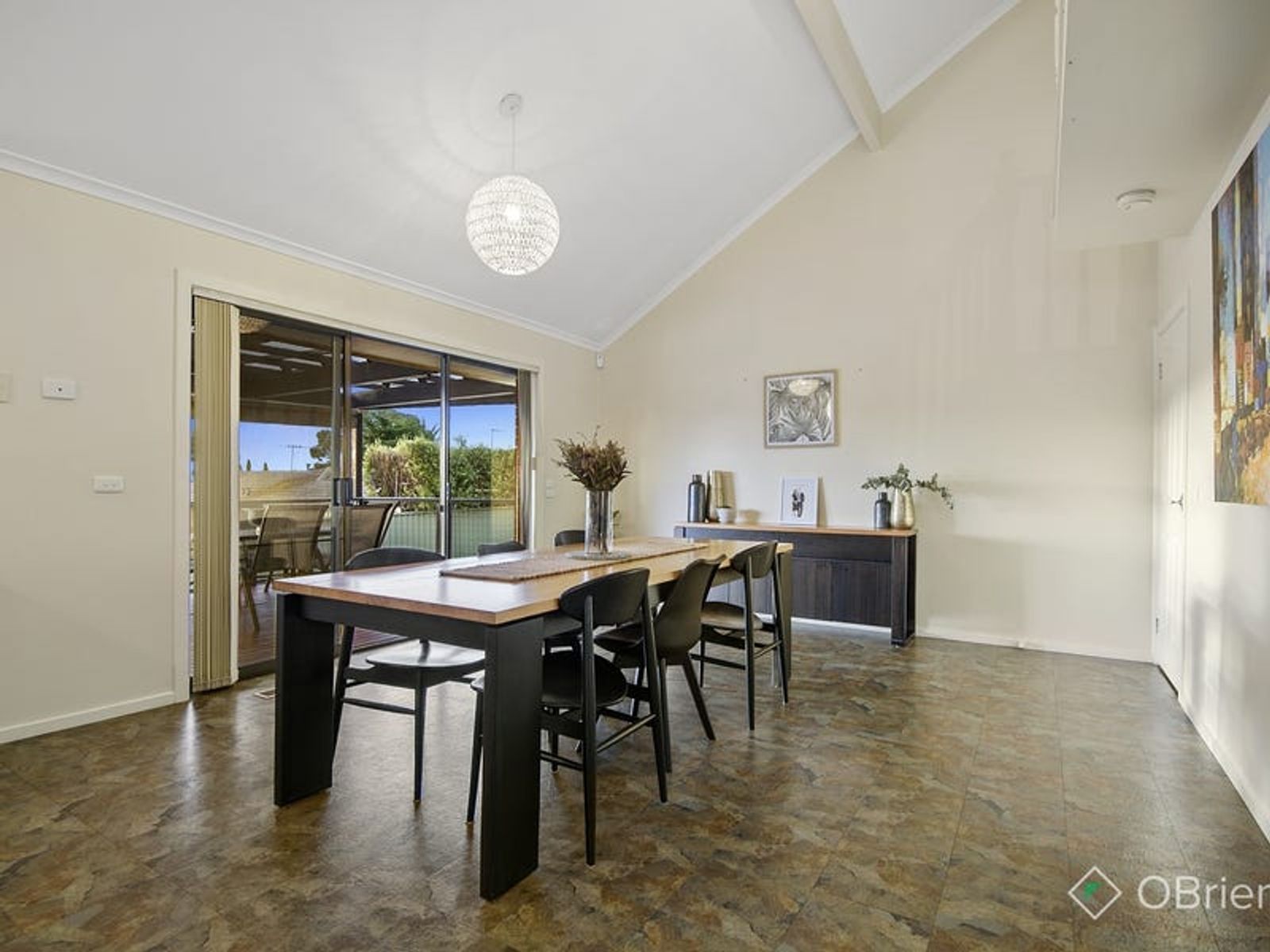 8 Monica Close, Endeavour Hills, VIC 3802, Endeavour Hills - Thumbnail 4