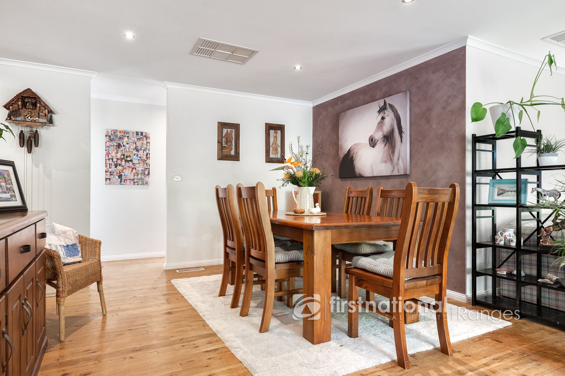 13 Seaview Road, Cockatoo VIC 3781, Cockatoo - Thumbnail 6