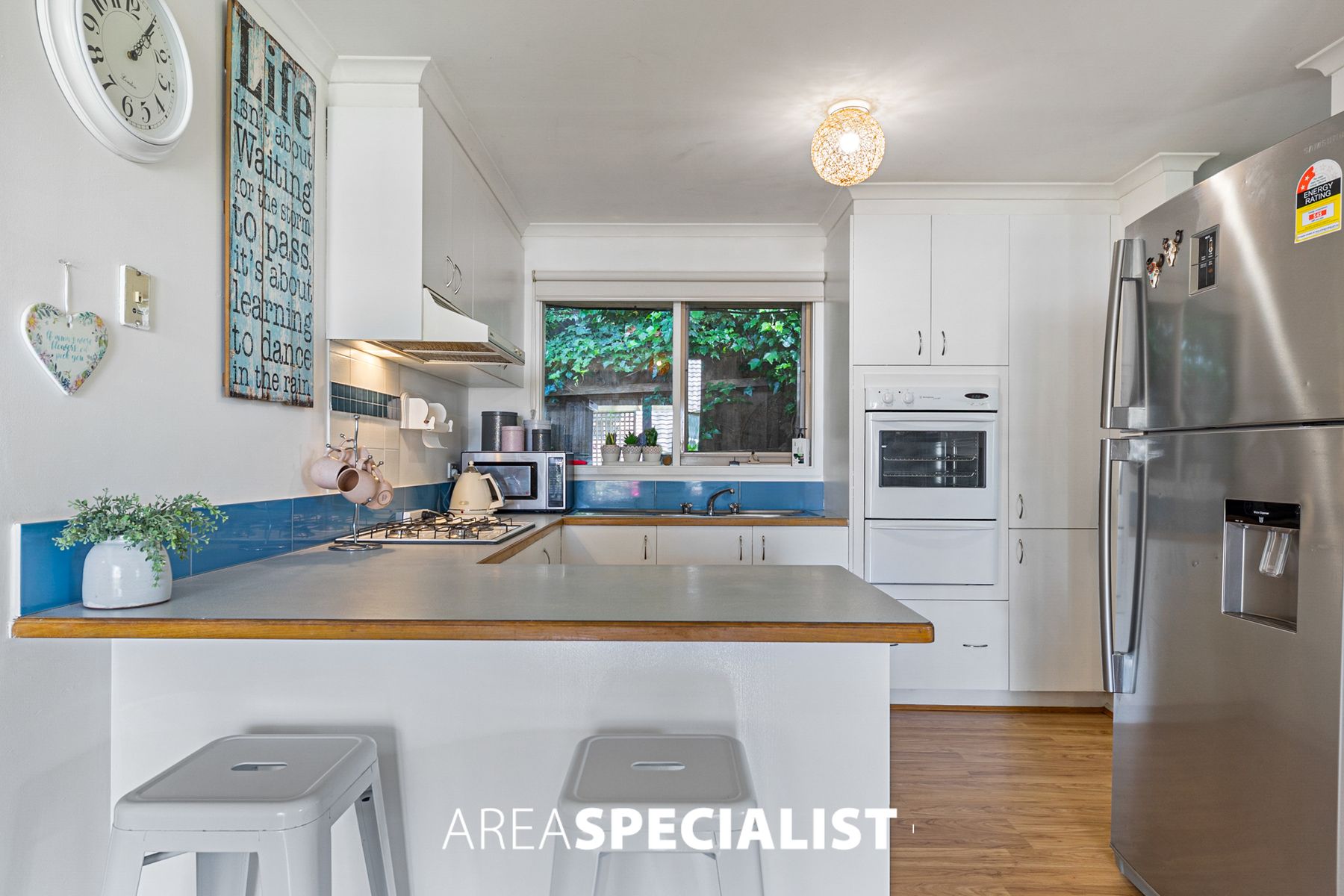 30 Leigh Drive, Pakenham, VIC 3810, Pakenham - Thumbnail 3