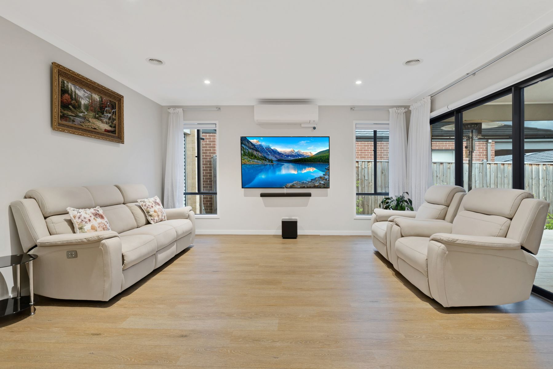23 Aspire Avenue, Clyde North, VIC 3978, Clyde North - Thumbnail 2
