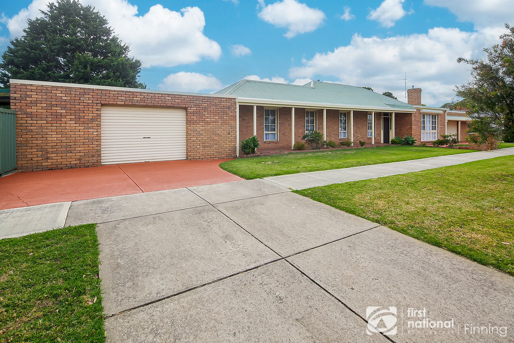 1 Latrobe Street, Cranbourne VIC 3977, Cranbourne - Thumbnail 8