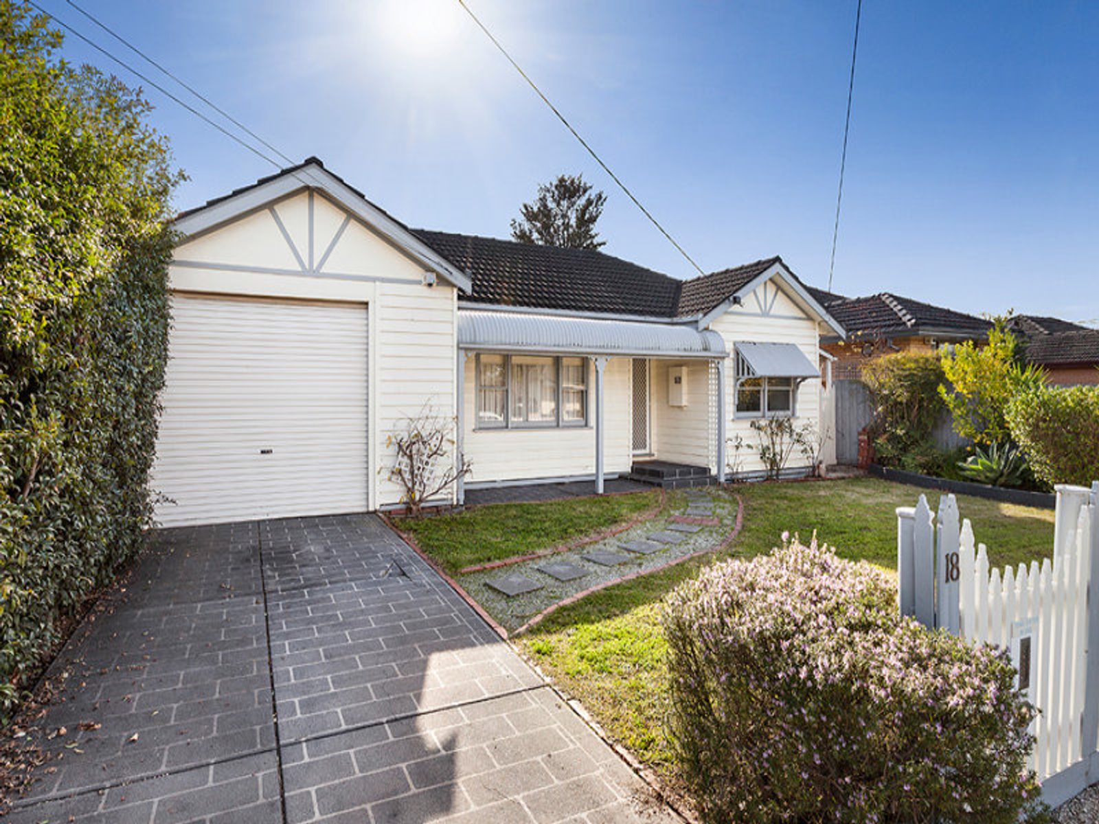 18 Wunnamurra Drive, Keilor East - Thumbnail 6