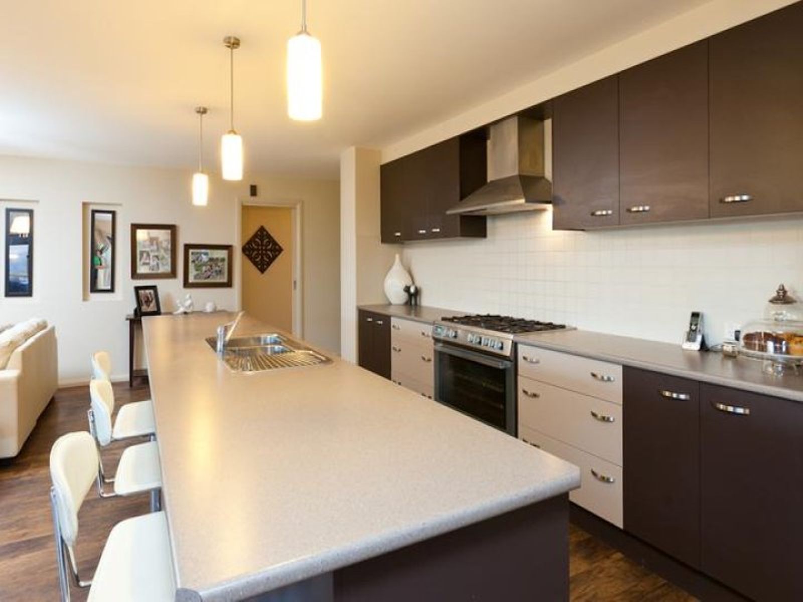 2830 Eleventh Street, Nichols Point - Thumbnail 7