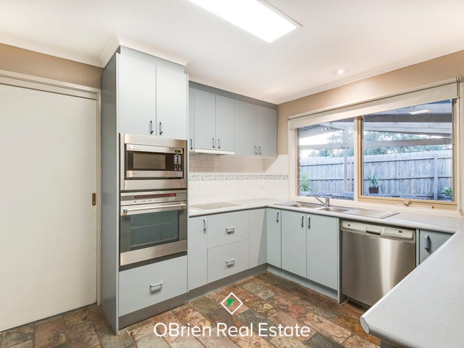3 Rola Court, Endeavour Hills, VIC 3802, Endeavour Hills - Thumbnail 3