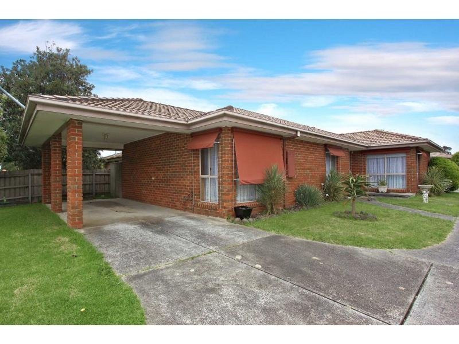 Unit 1/6 Hazlitt Court, Cranbourne, Cranbourne - Thumbnail 3