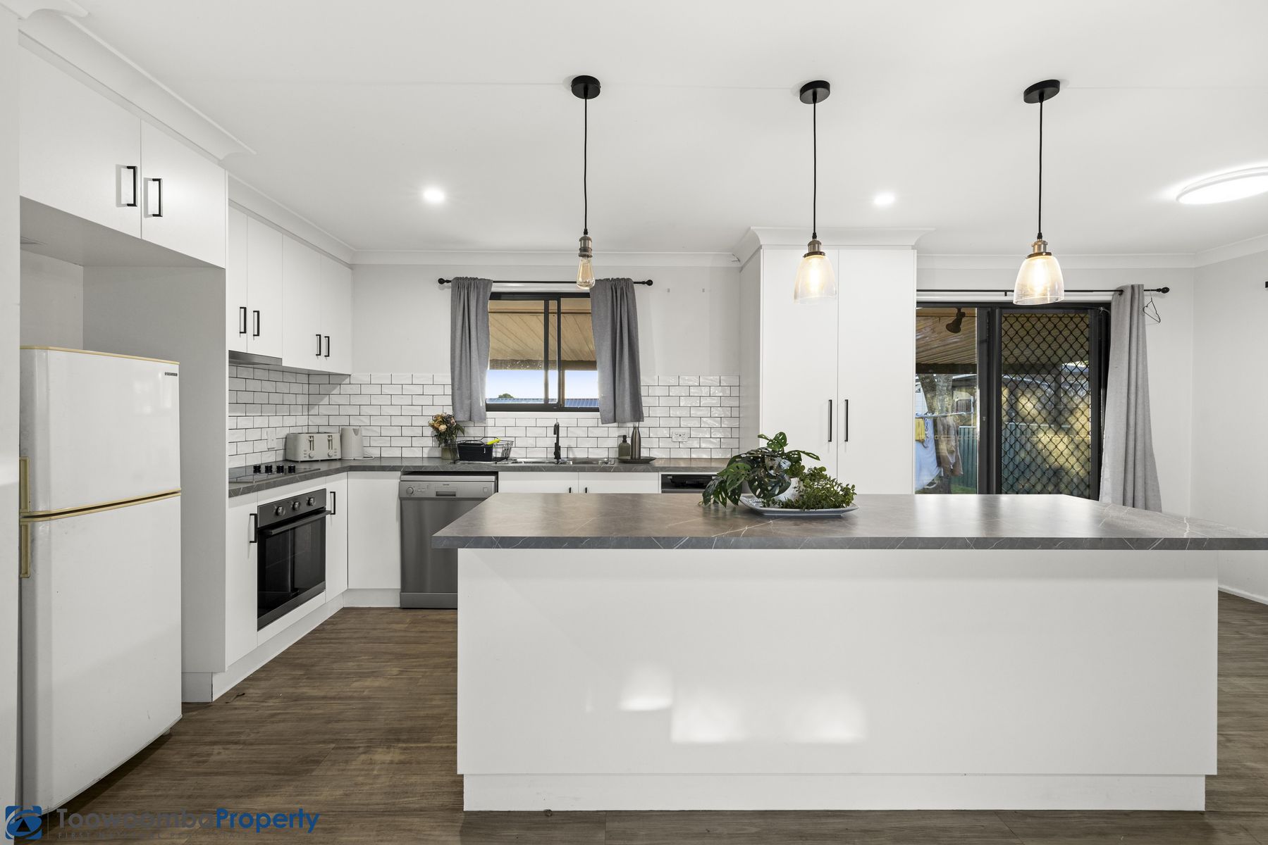63 Jimbour Drive, Newtown QLD 4350, Newtown - Thumbnail 2