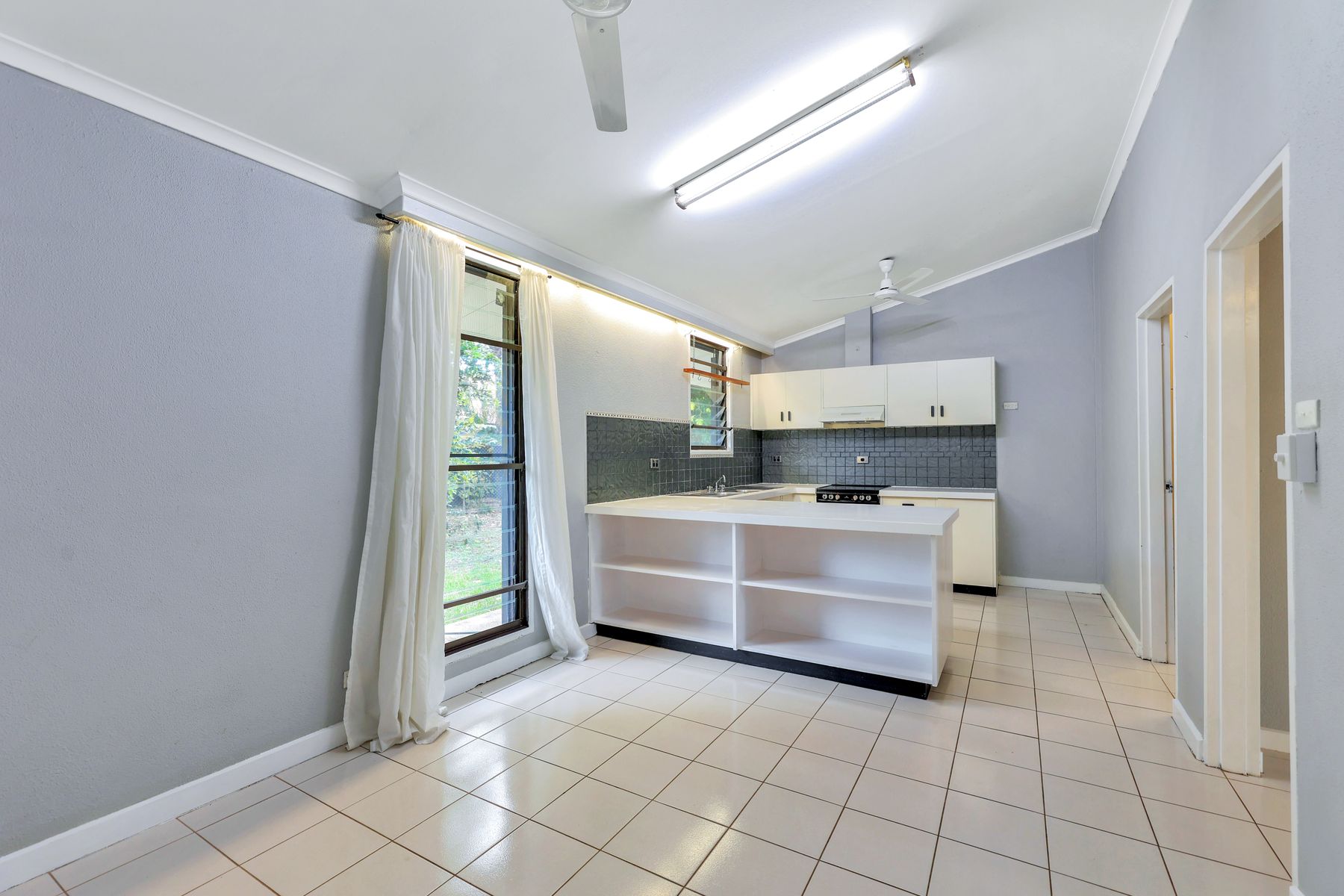 5 Howley Crescent, Anula NT 0812, Anula - Thumbnail 2