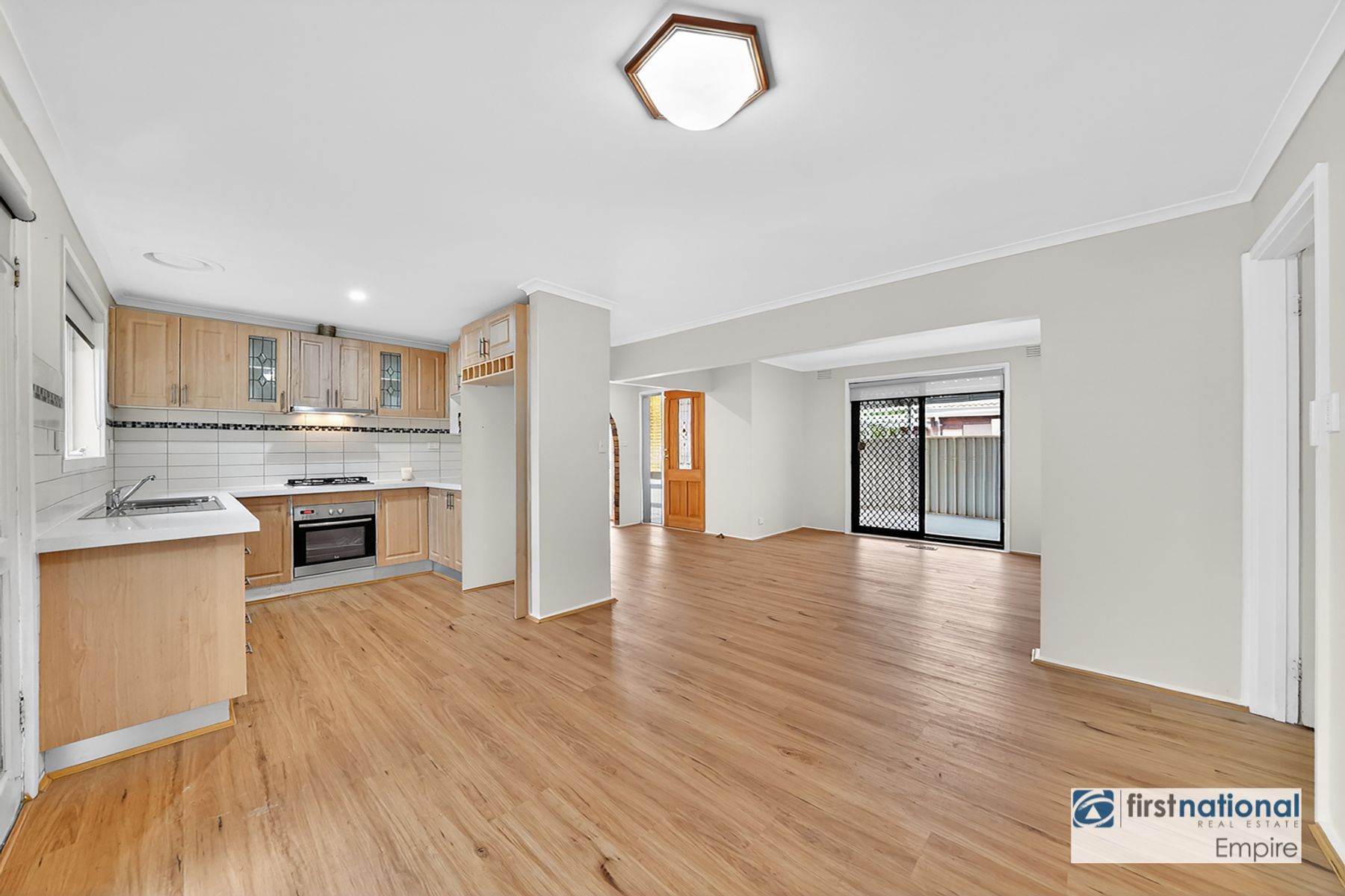 1 CAIRN CLOSE, St Albans VIC 3021, St Albans - Thumbnail 4