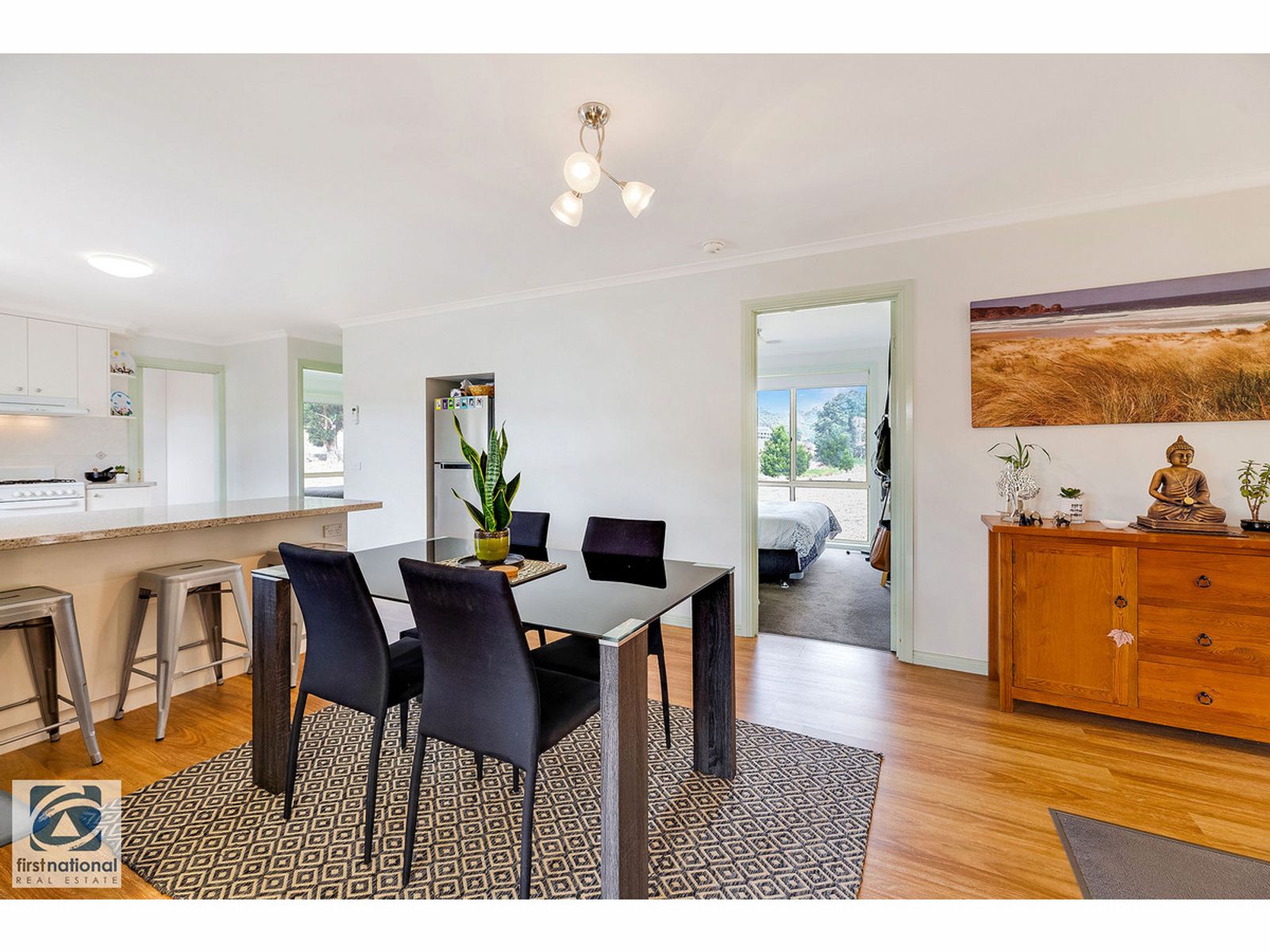 27 Hayes Drive, Warragul, VIC 3820, Warragul - Thumbnail 5