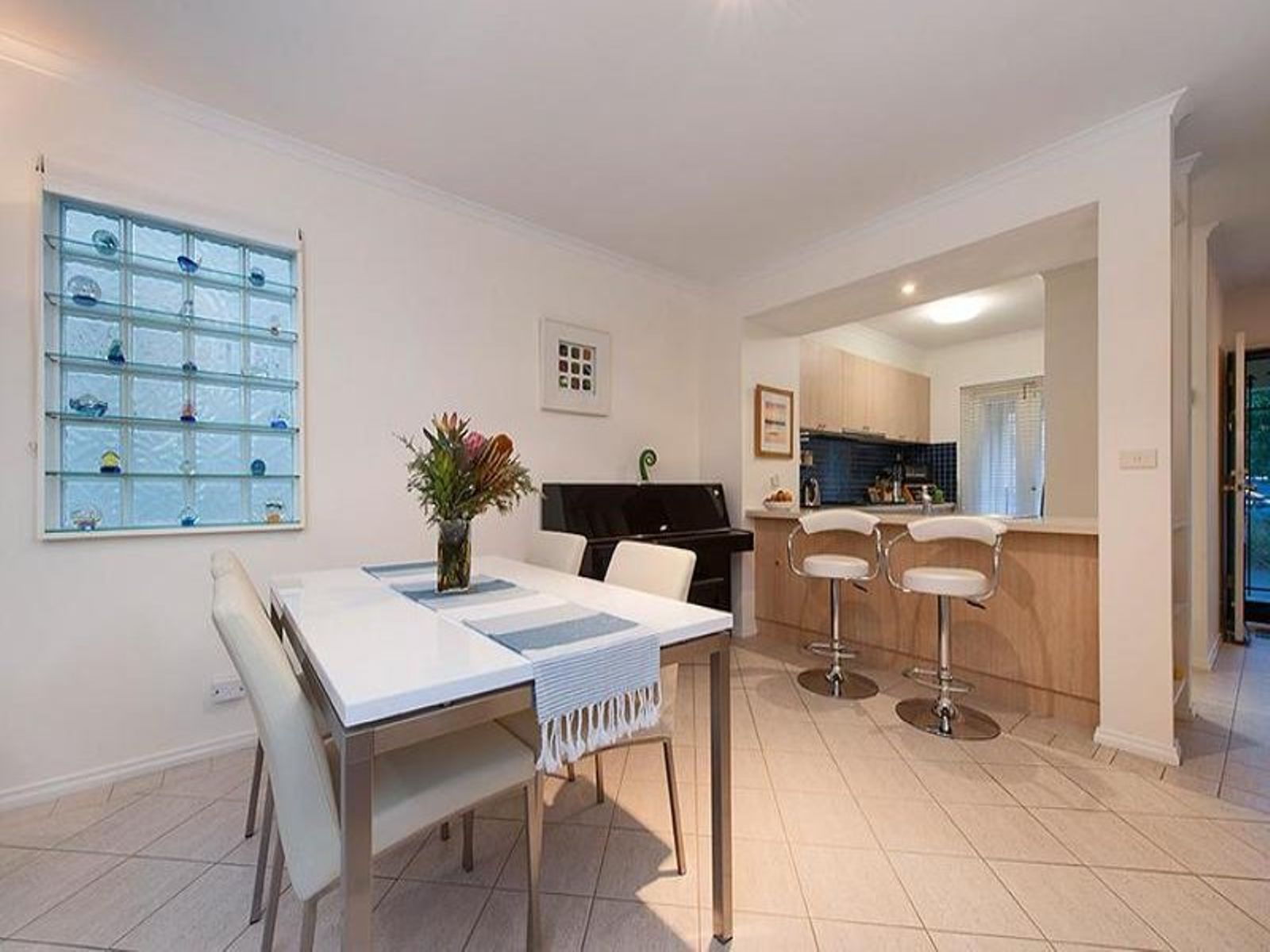 15 Merino Mews, Kensington - Thumbnail 7