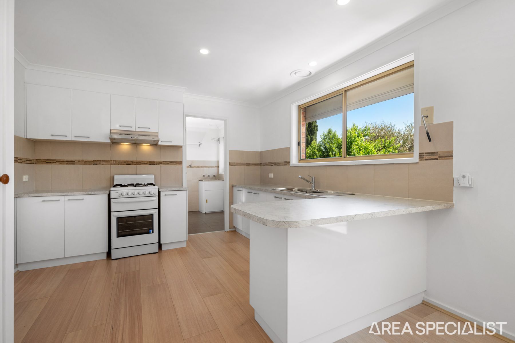 2/174 Purnell Road, Corio, VIC 3214, Corio - Thumbnail 2