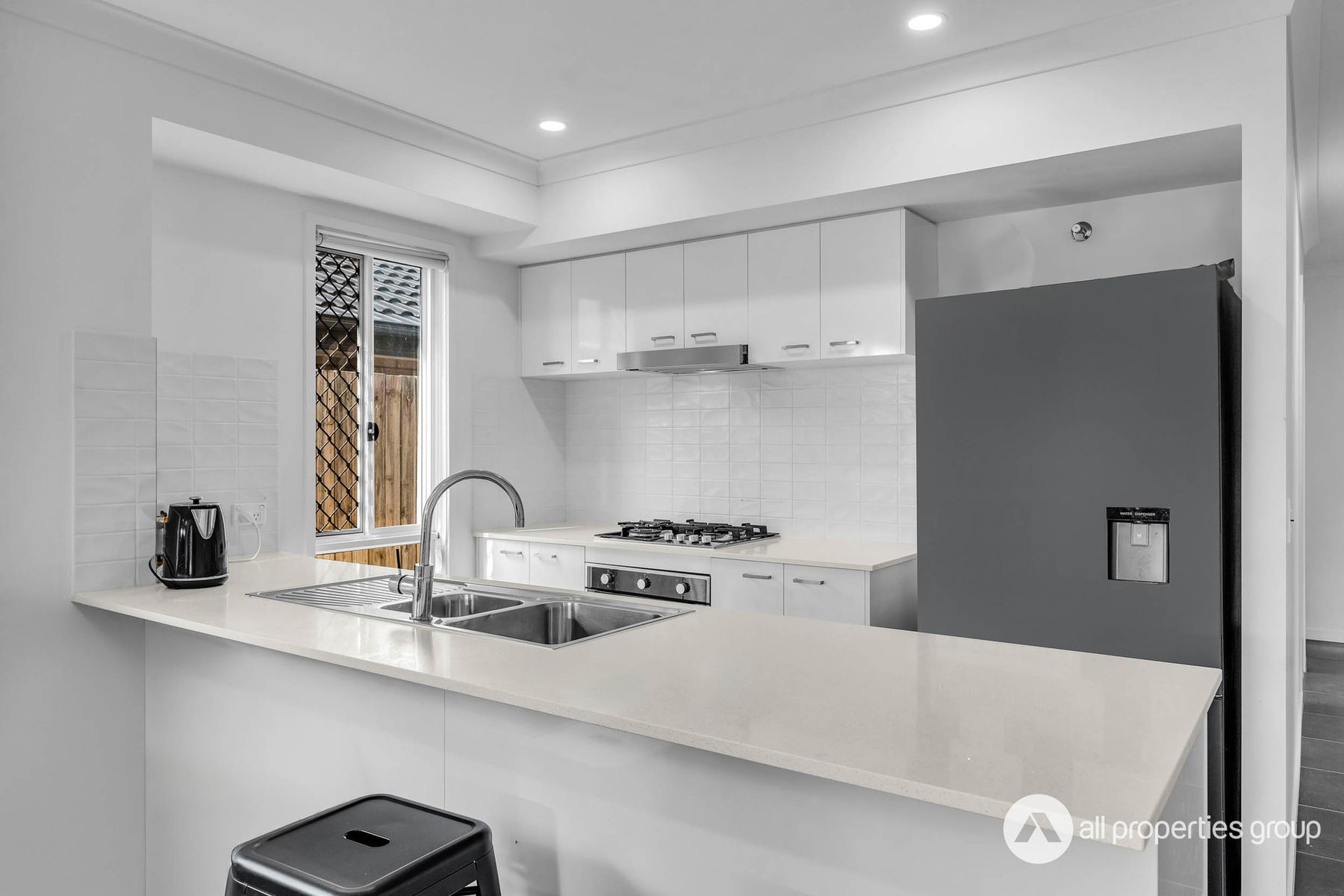 4 Sapphire Way, Yarrabilba QLD 4207, Yarrabilba - Thumbnail 2