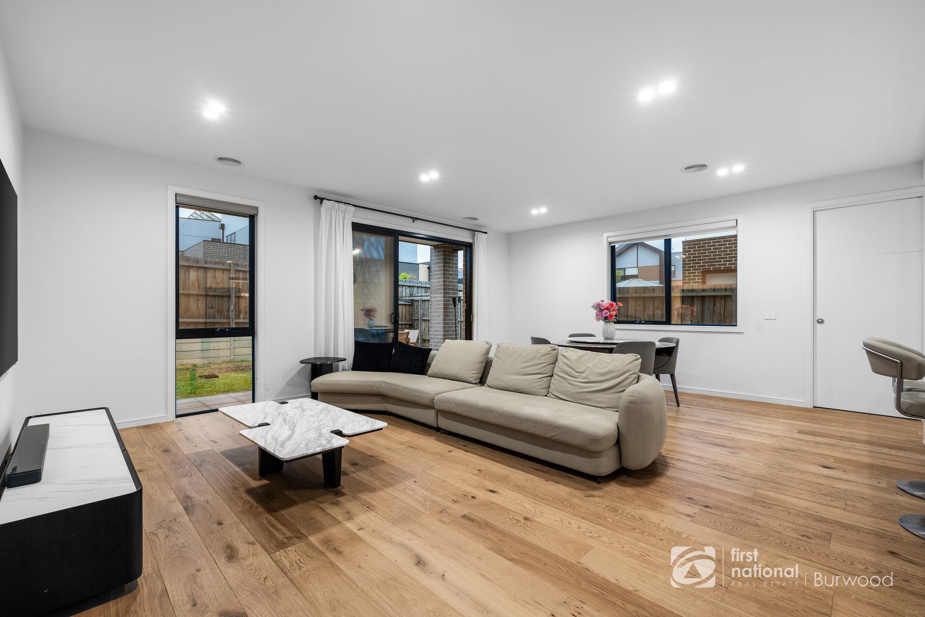 40 Rustic Avenue, Burwood East VIC 3151, Burwood East - Thumbnail 3