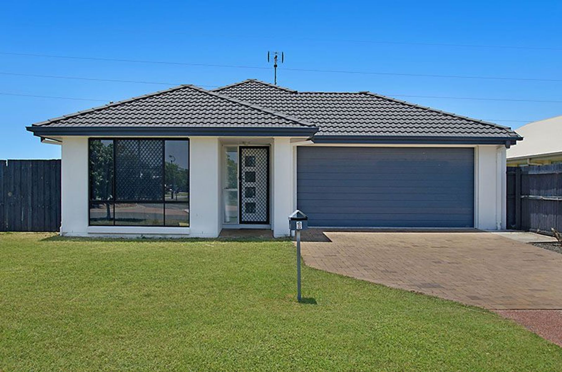 1 Bainbridge Cir, Sippy Downs QLD 4556
