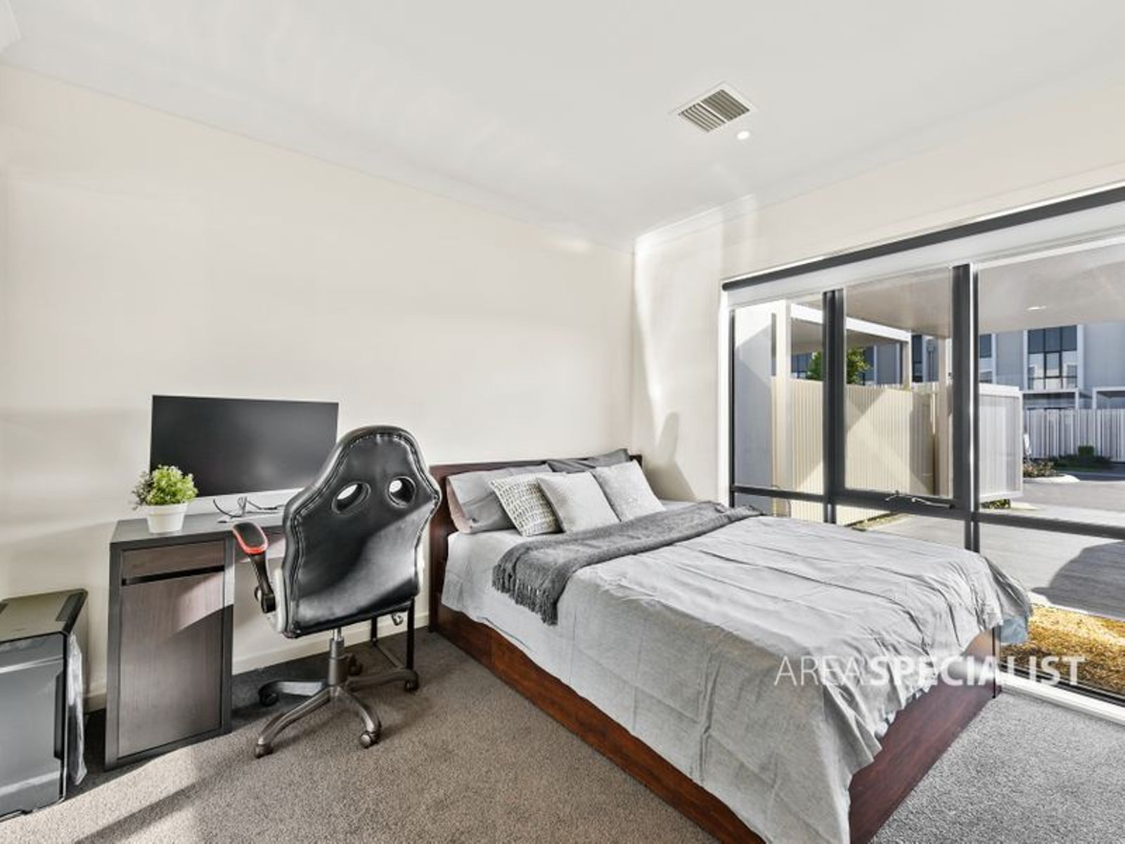 24 Binda Avenue, Springvale, VIC 3171, Springvale - Thumbnail 8