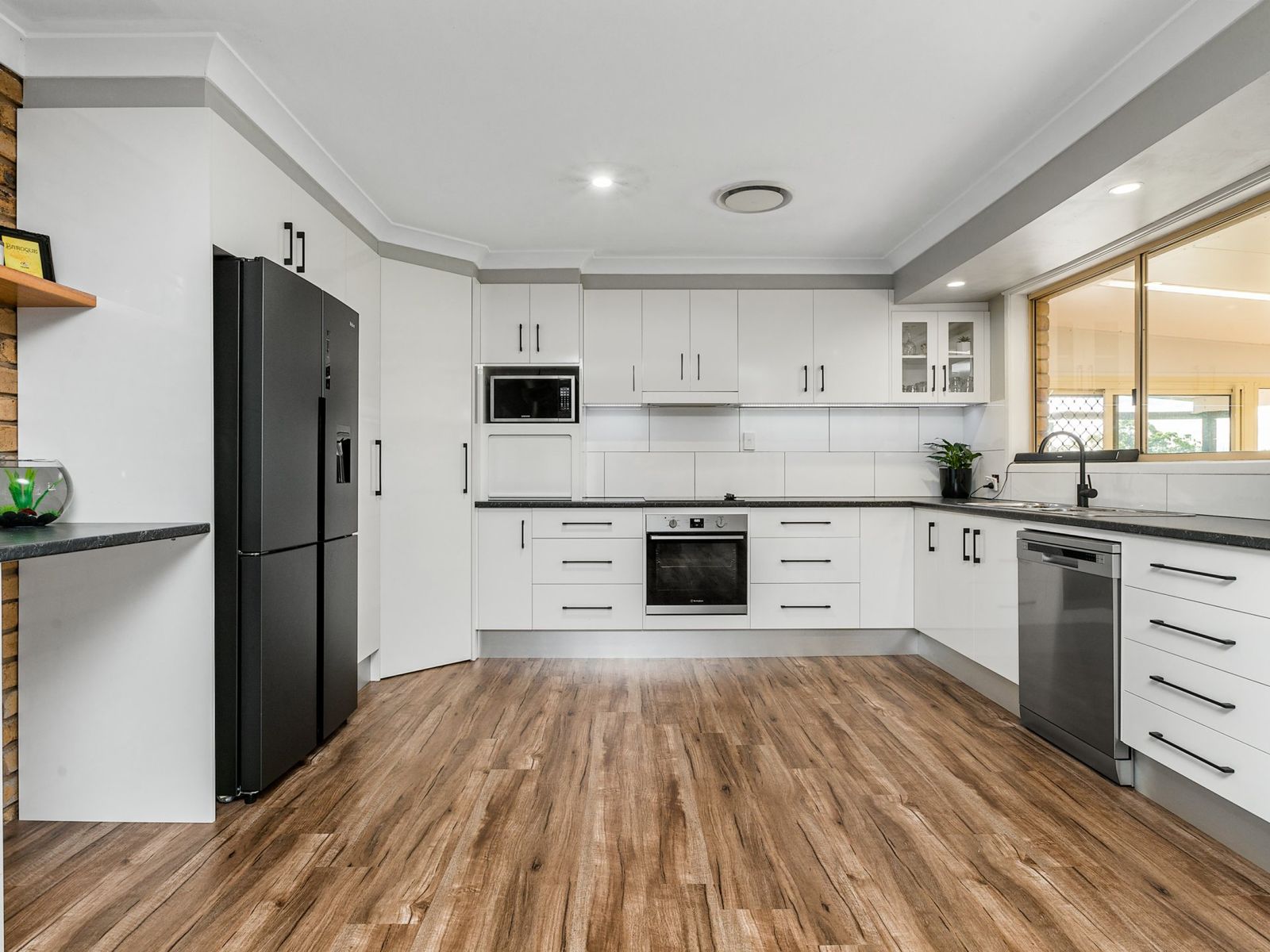 9 Douglas Crescent, Fairy Hill - Thumbnail 5