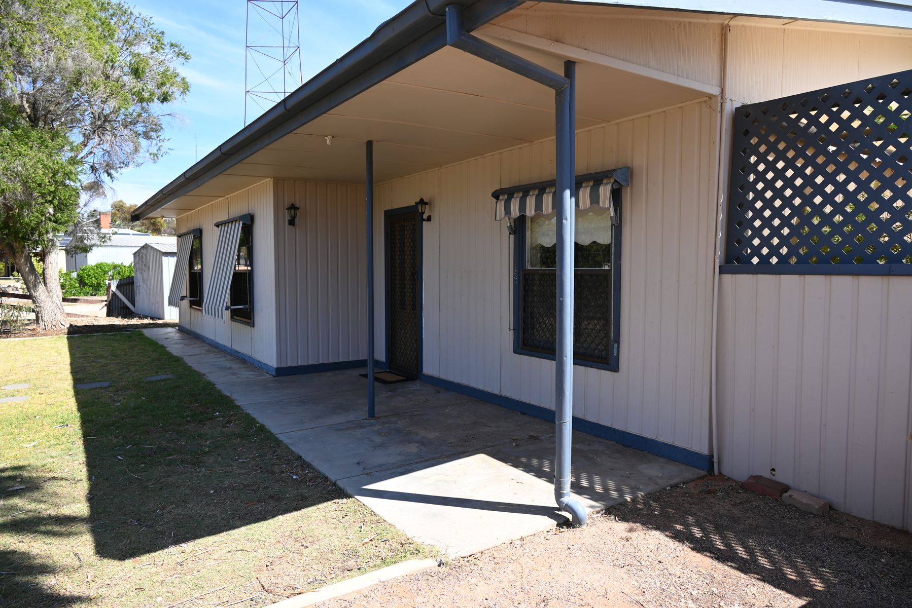 25 Kirby Street, Waikerie SA 5330, Waikerie - Thumbnail 2
