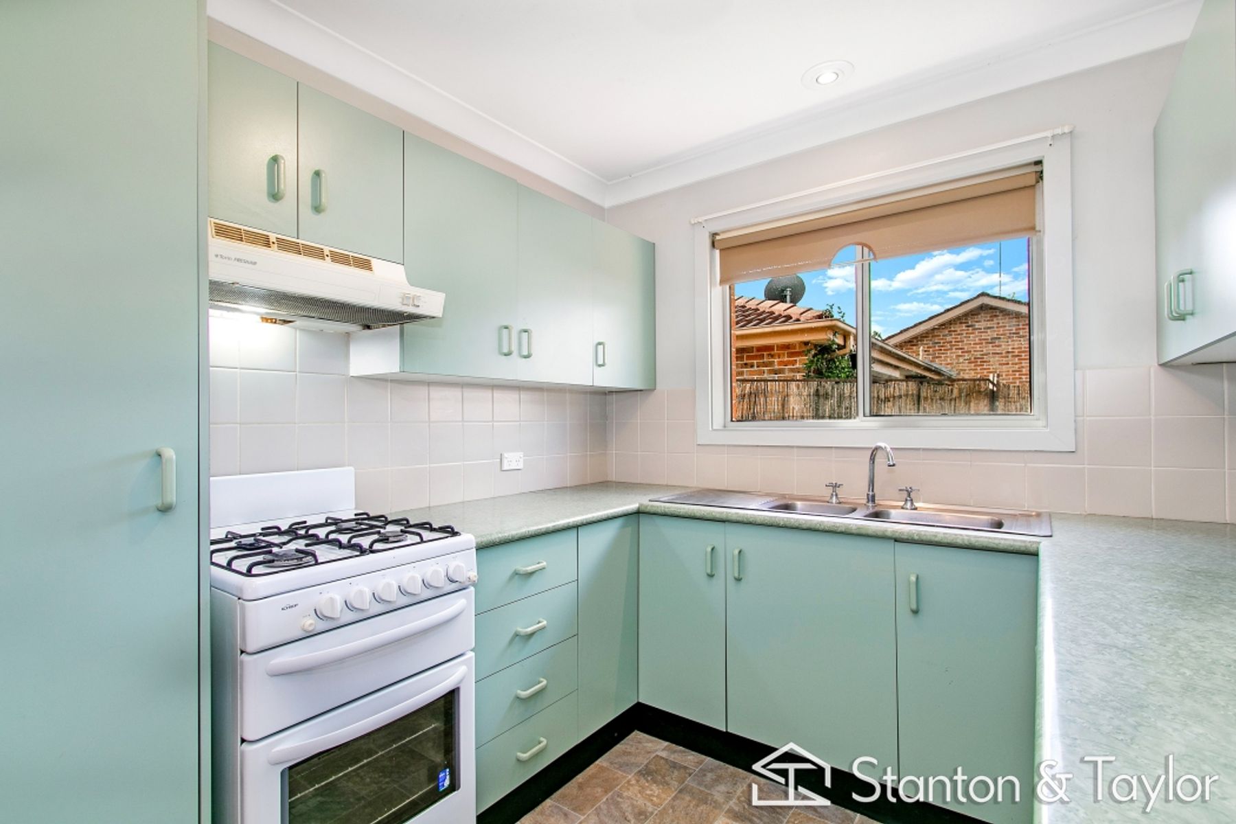 74 John Tebbutt Place, Richmond - Thumbnail 5