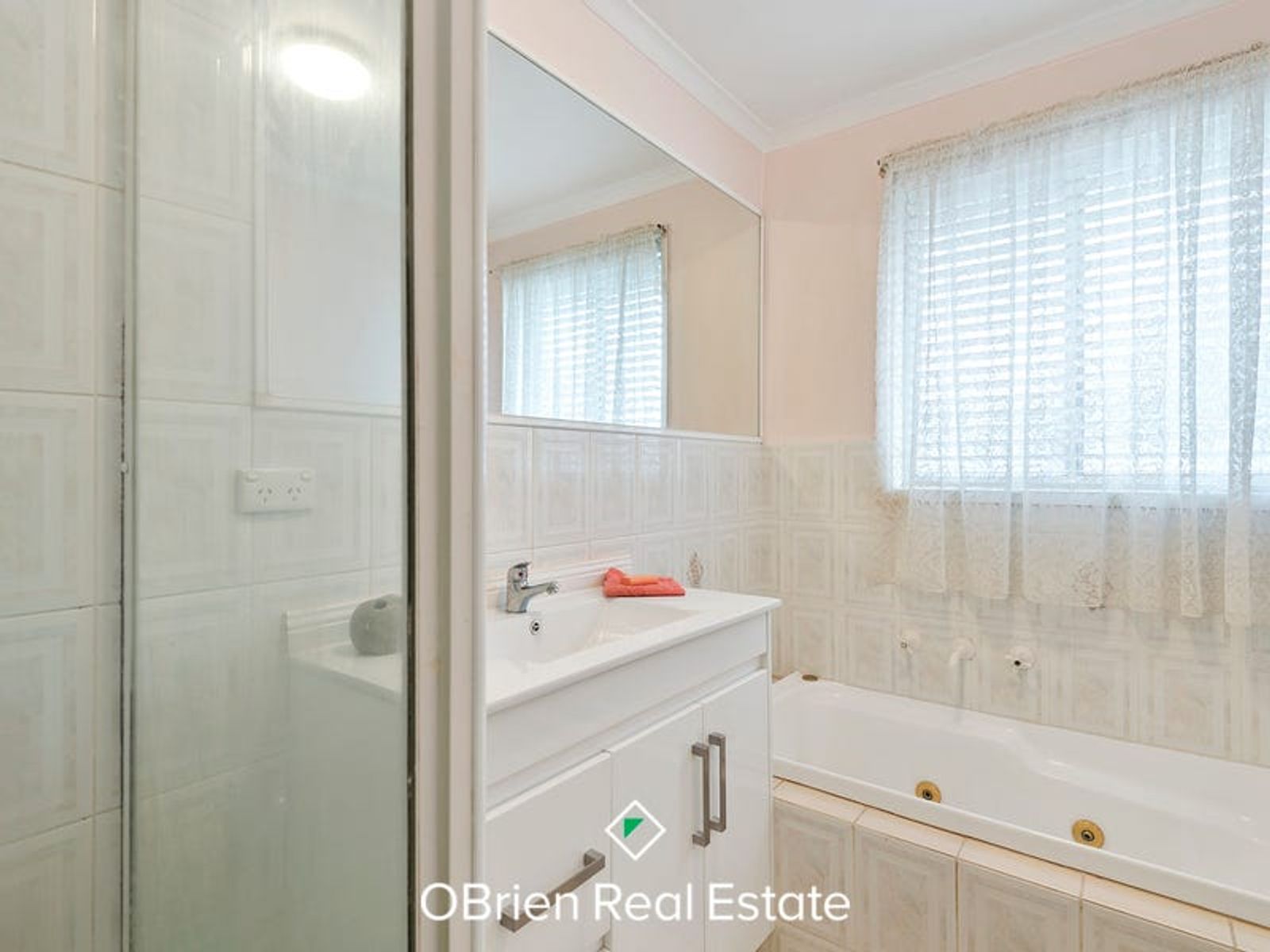 6 Amalfi Drive, Endeavour Hills, VIC 3802, Endeavour Hills - Thumbnail 7