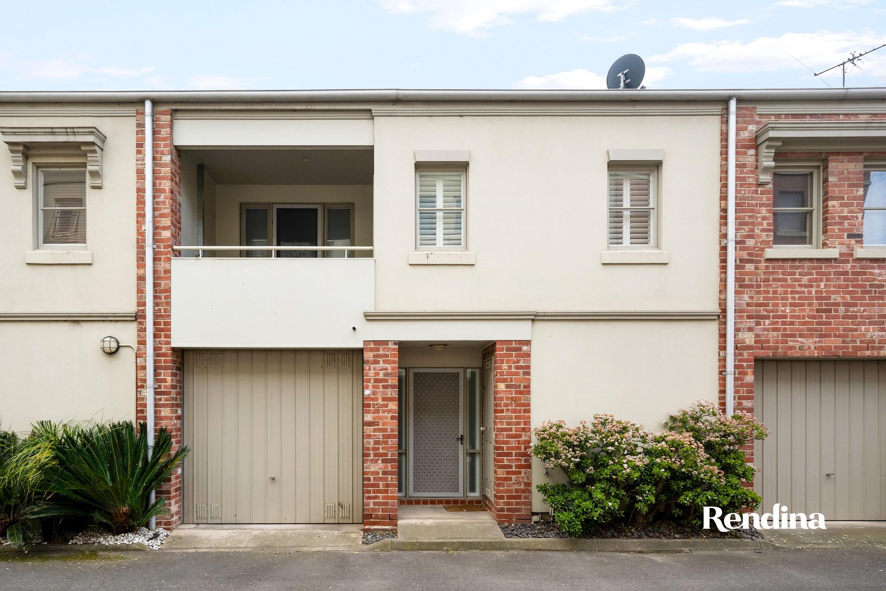 14/162 Stockmans Way, Kensington - Image 1