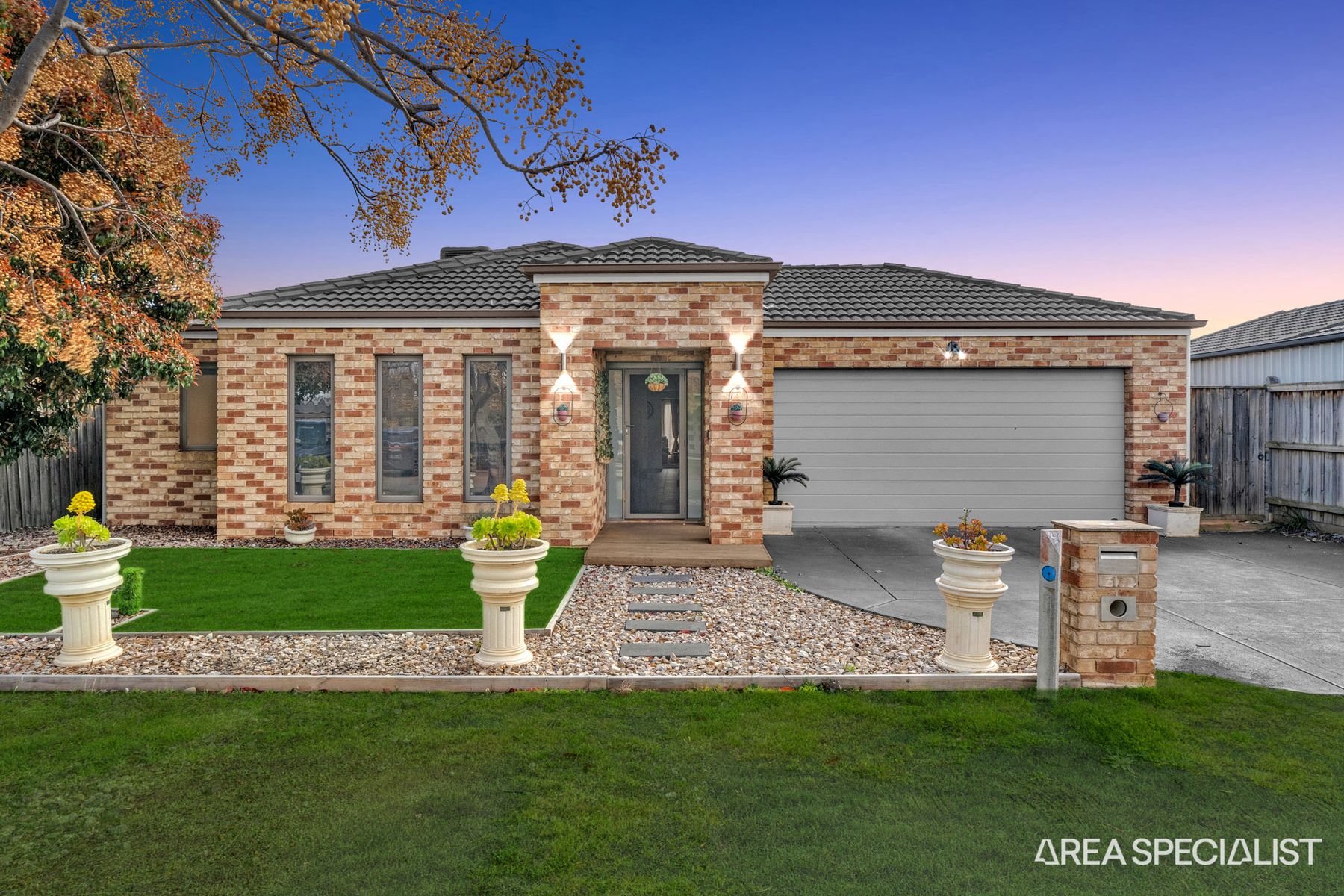 17 Bunya Drive, Brookfield, VIC 3338, Brookfield - Thumbnail 2