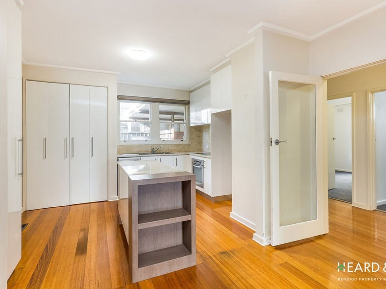 10 Carola Court, Kennington VIC 3550, Kennington - Thumbnail 3