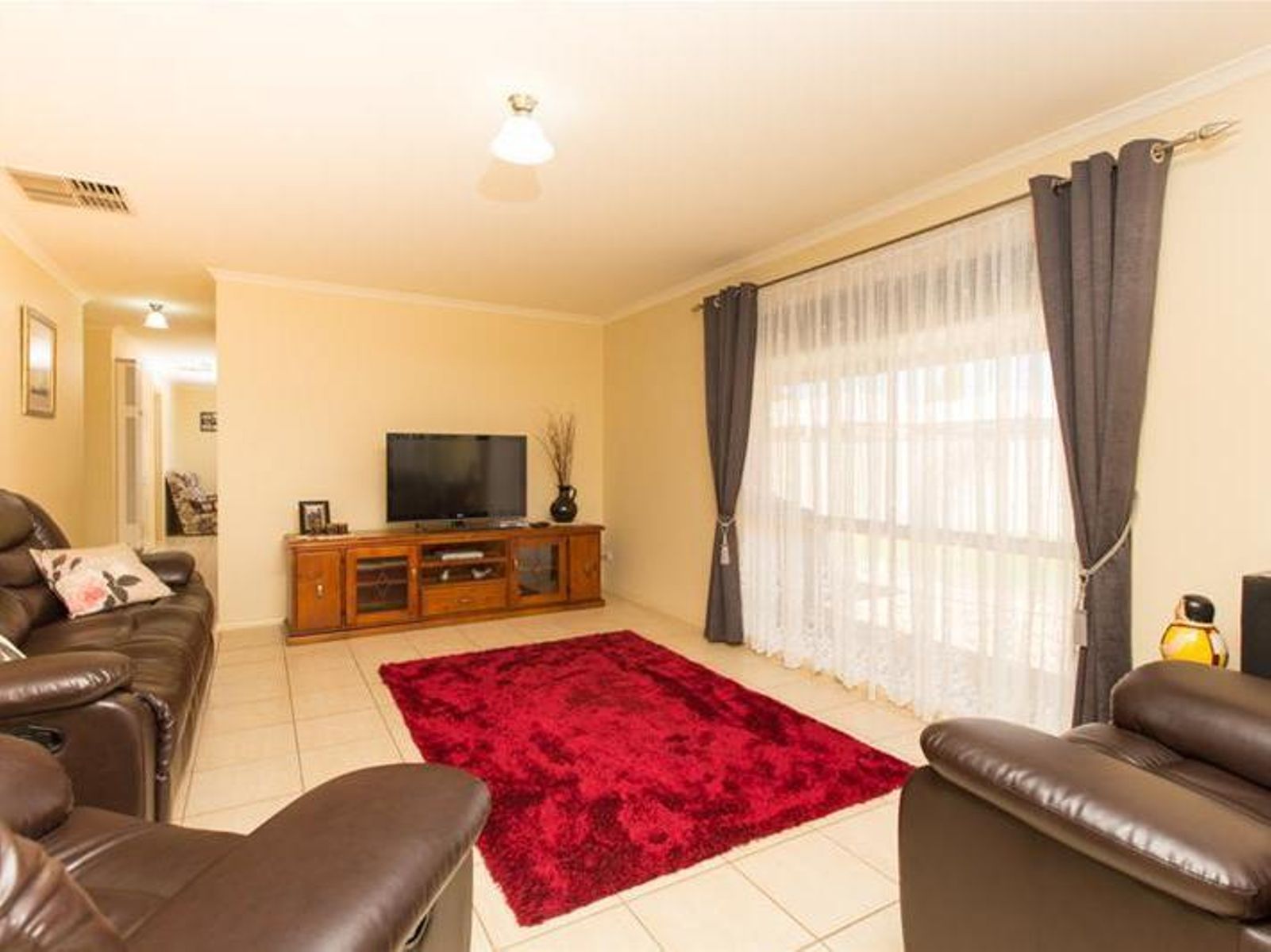 4 Arielle Court, Mildura - Thumbnail 2