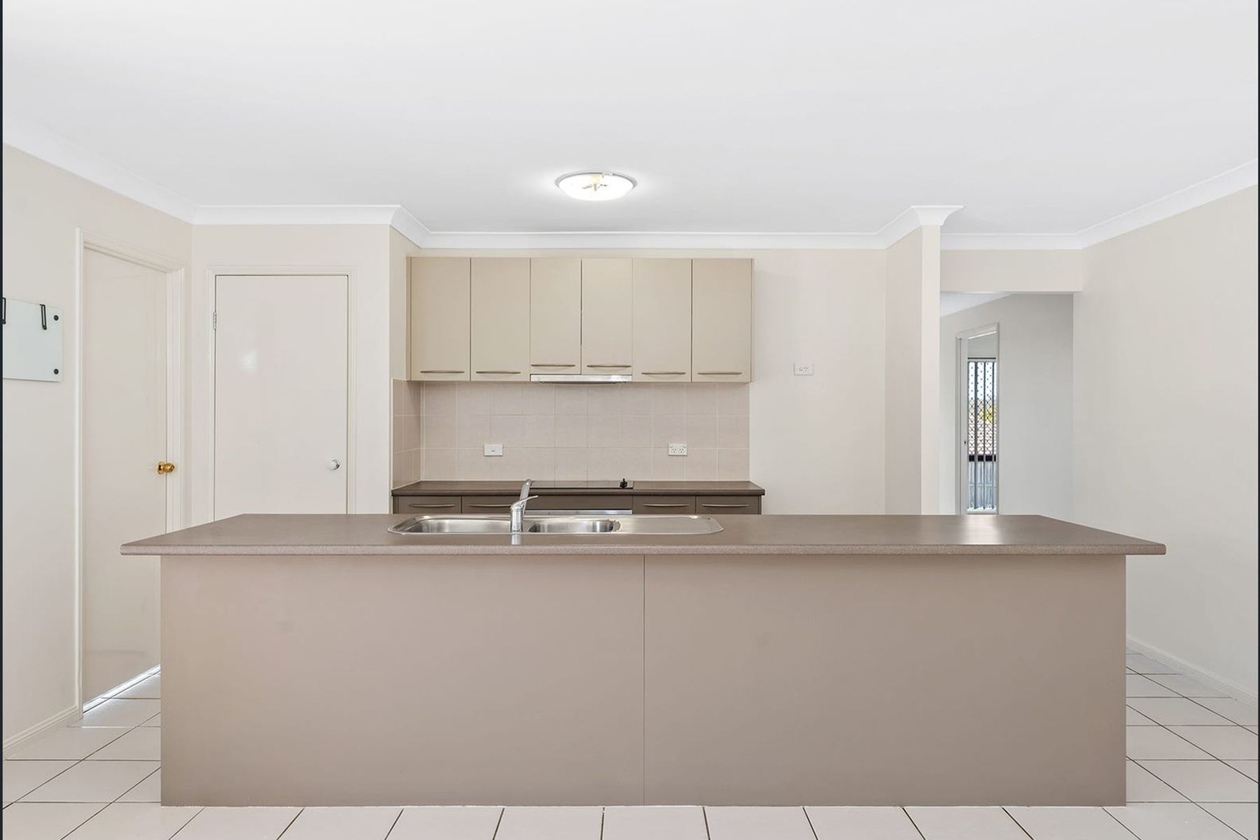 36 Pentas Place, Drewvale QLD 4116, Drewvale - Thumbnail 2