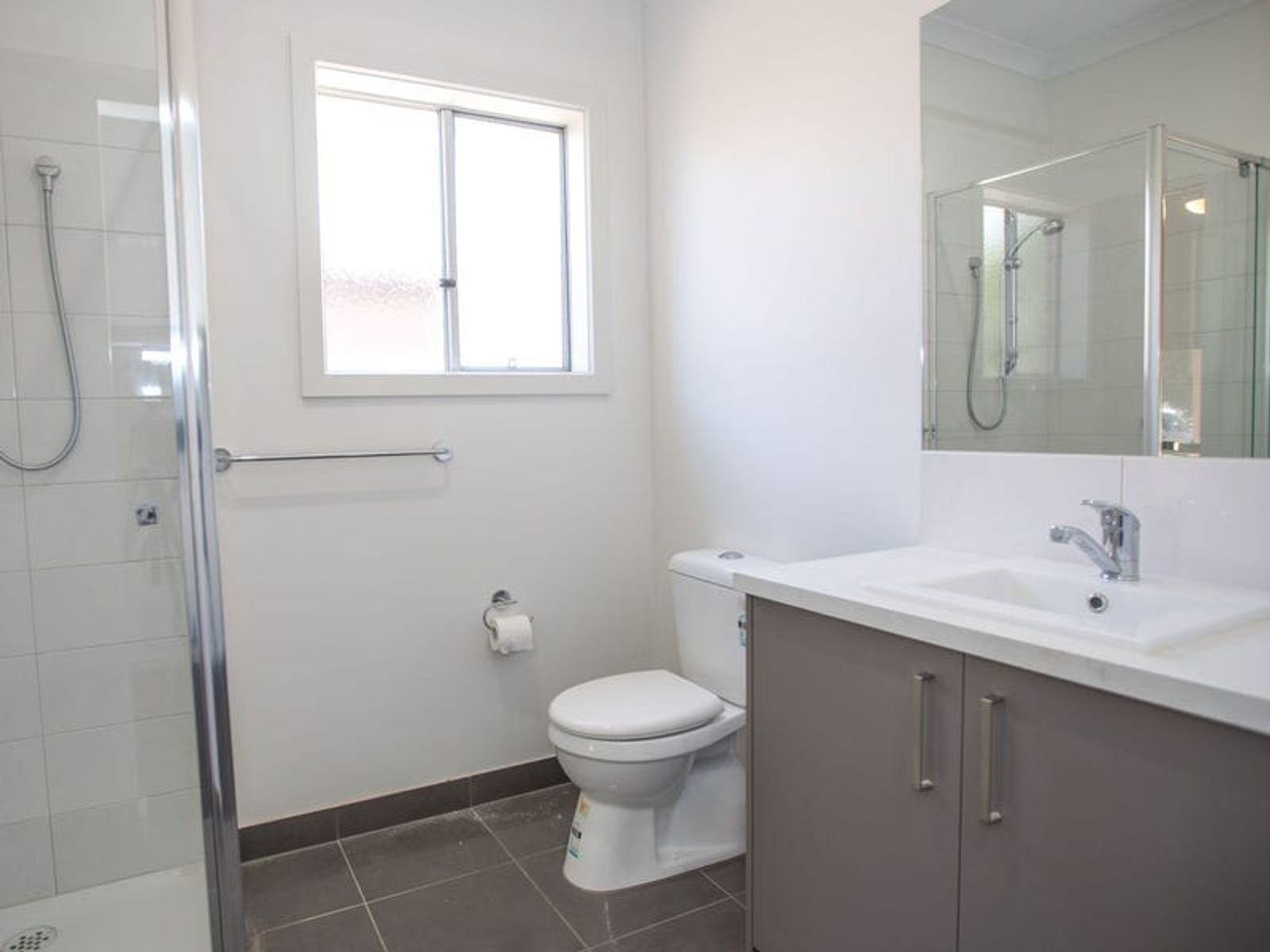 11 Clarke Street, Darley VIC 3340, Darley - Thumbnail 7