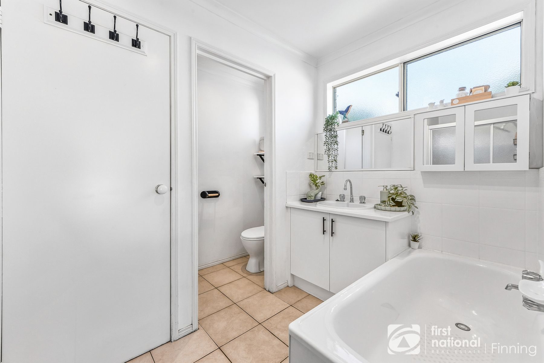 6 Taldra Place, Cranbourne West VIC 3977, Cranbourne West - Thumbnail 4