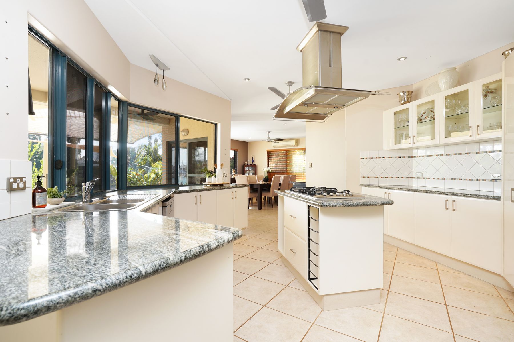 66 Cullen Bay Crescent, Cullen Bay NT 0820, Cullen Bay - Thumbnail 4