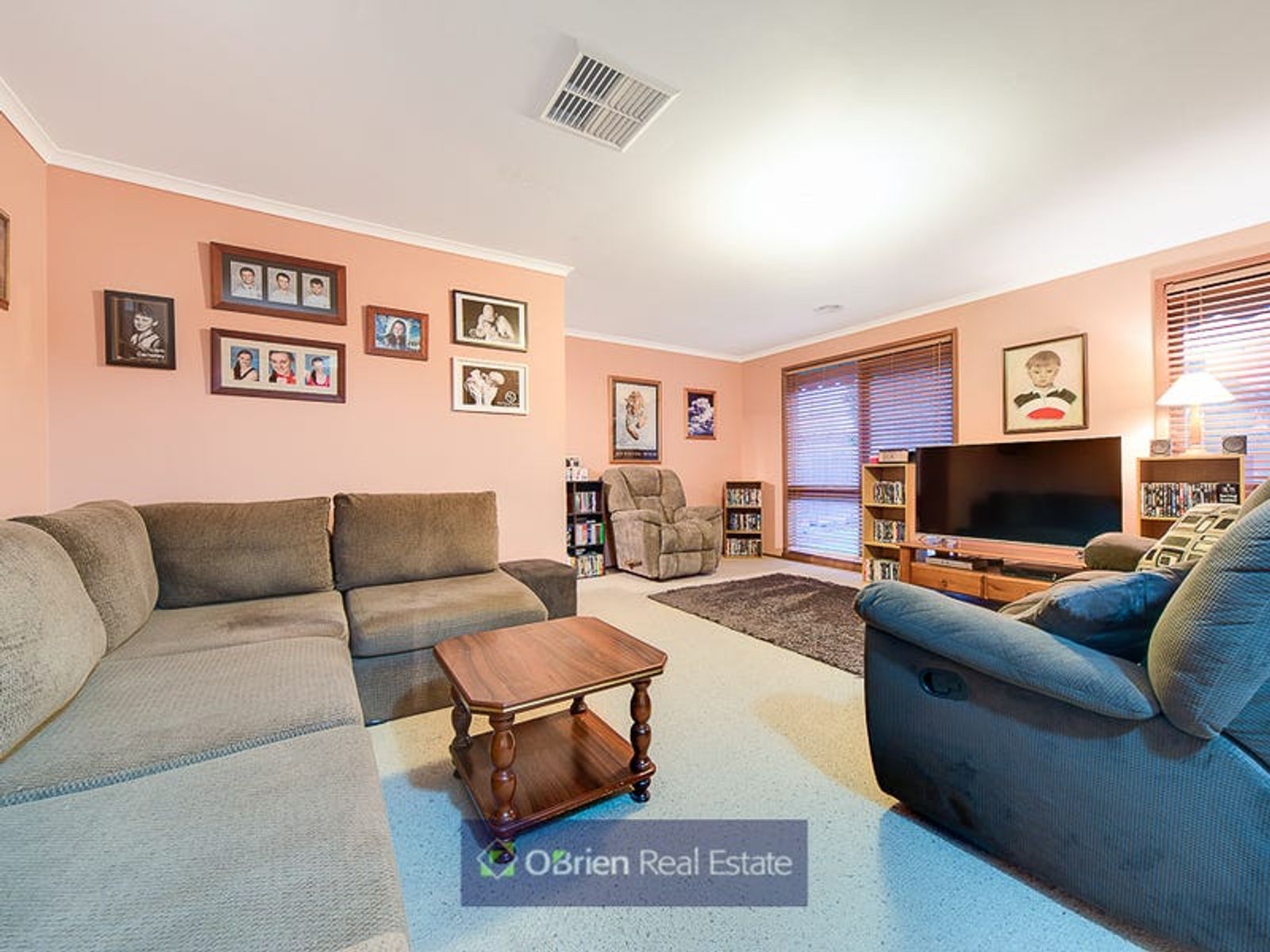 8 Kinloch Gardens, Endeavour Hills, VIC 3802, Endeavour Hills - Thumbnail 4