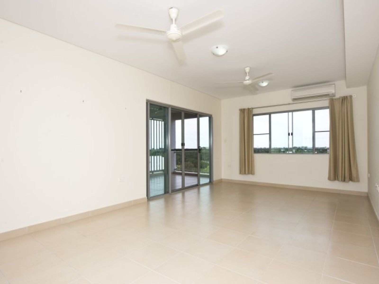 25/144 Smith Street, Darwin City NT 0800, Darwin City - Thumbnail 4