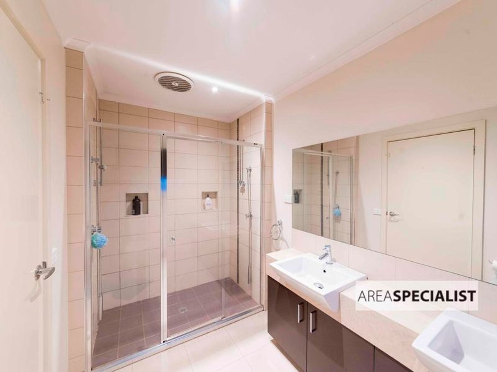 34 Kingdom Drive, Cranbourne, VIC 3977, Cranbourne - Thumbnail 4