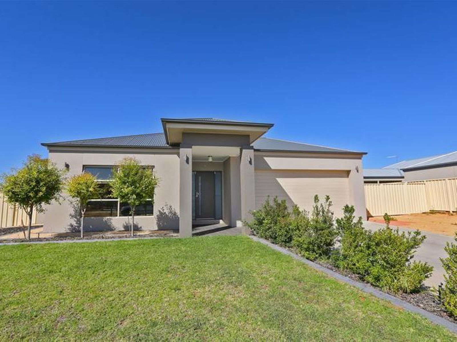 1 Dominic Court