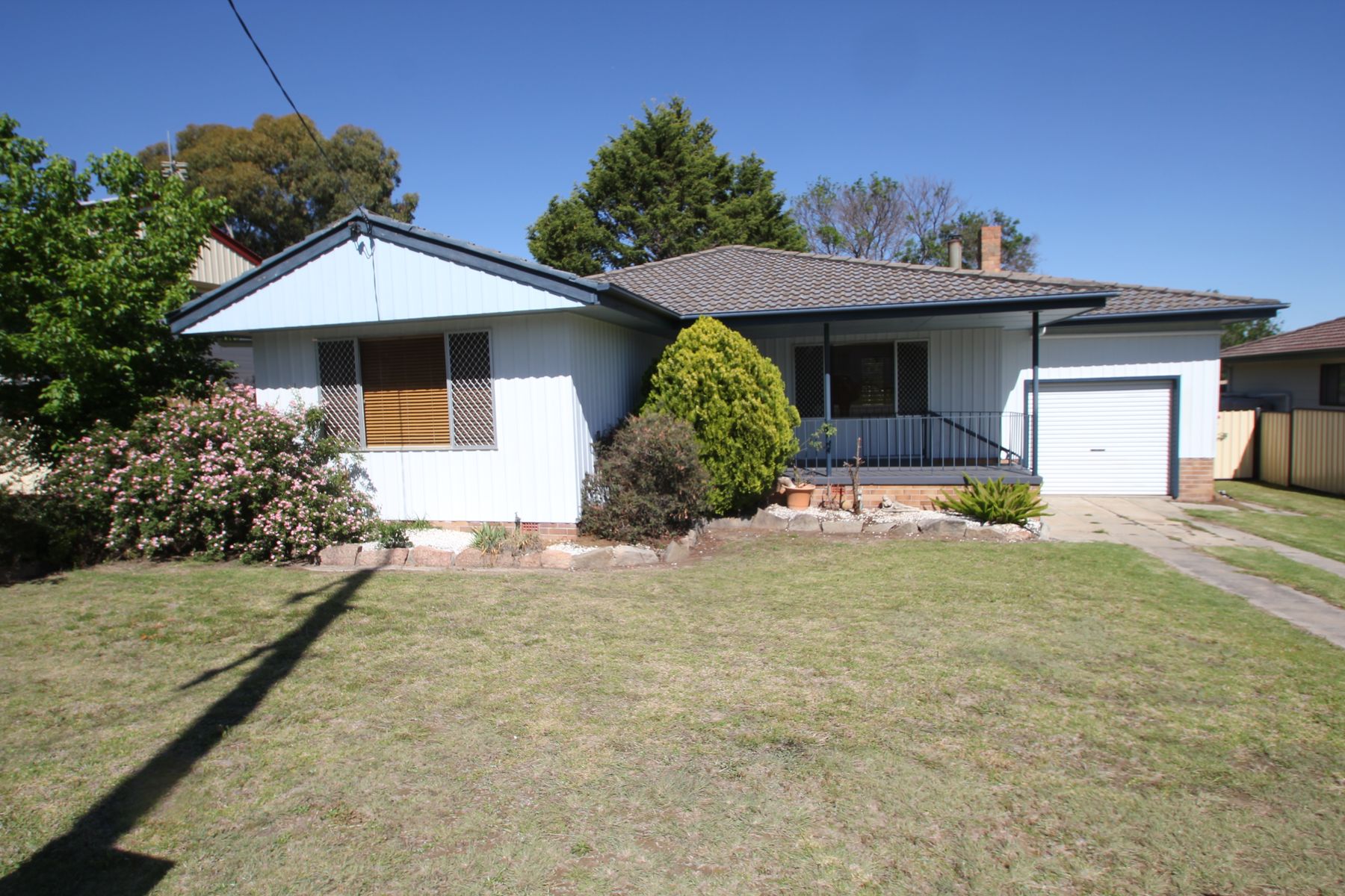 78 Logan Street, Tenterfield NSW 2372