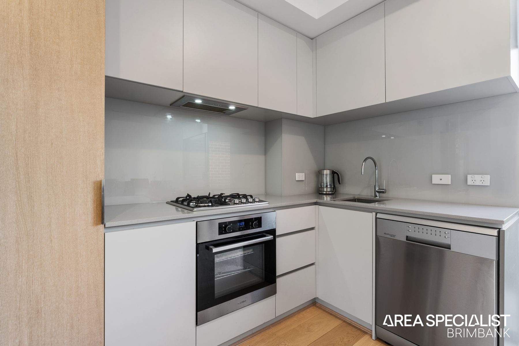 12 Finn Street, St Albans, VIC 3021, St Albans - Thumbnail 5