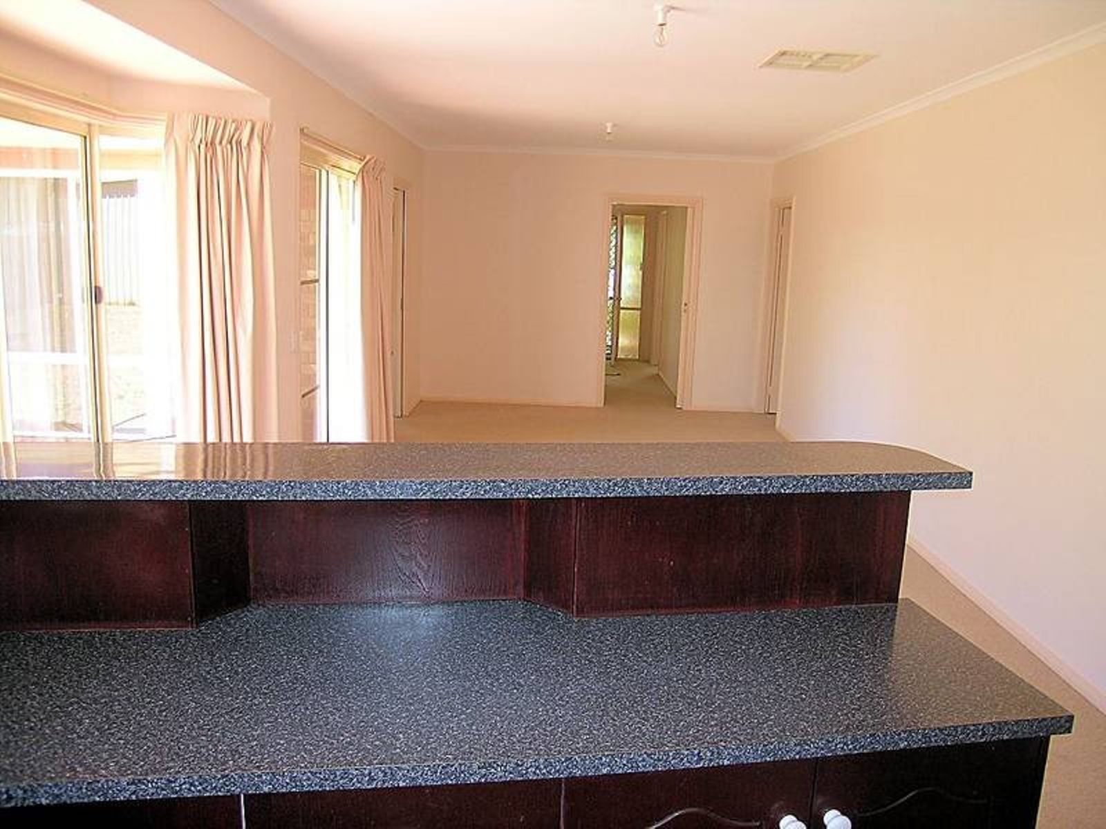 70 Riverside Avenue, Mildura - Thumbnail 8