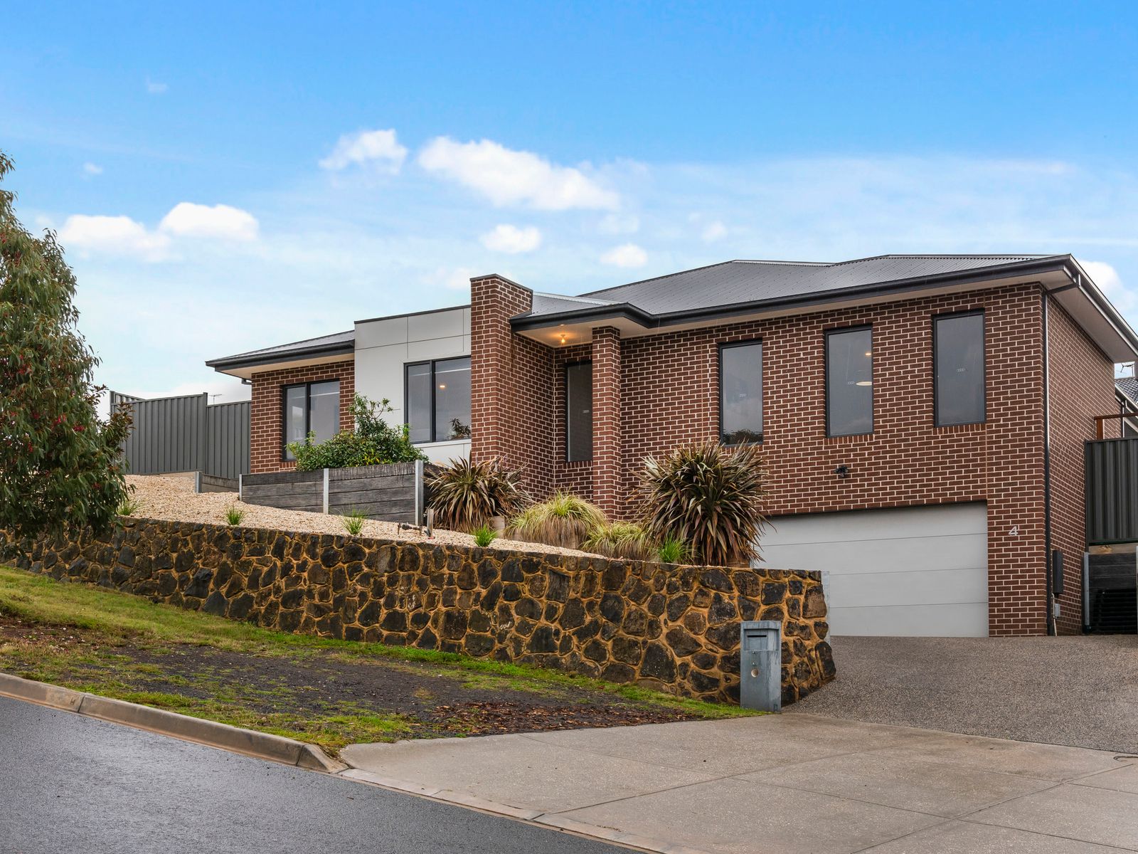 4 Darley Drive, Darley VIC 3340, Darley - Image 1