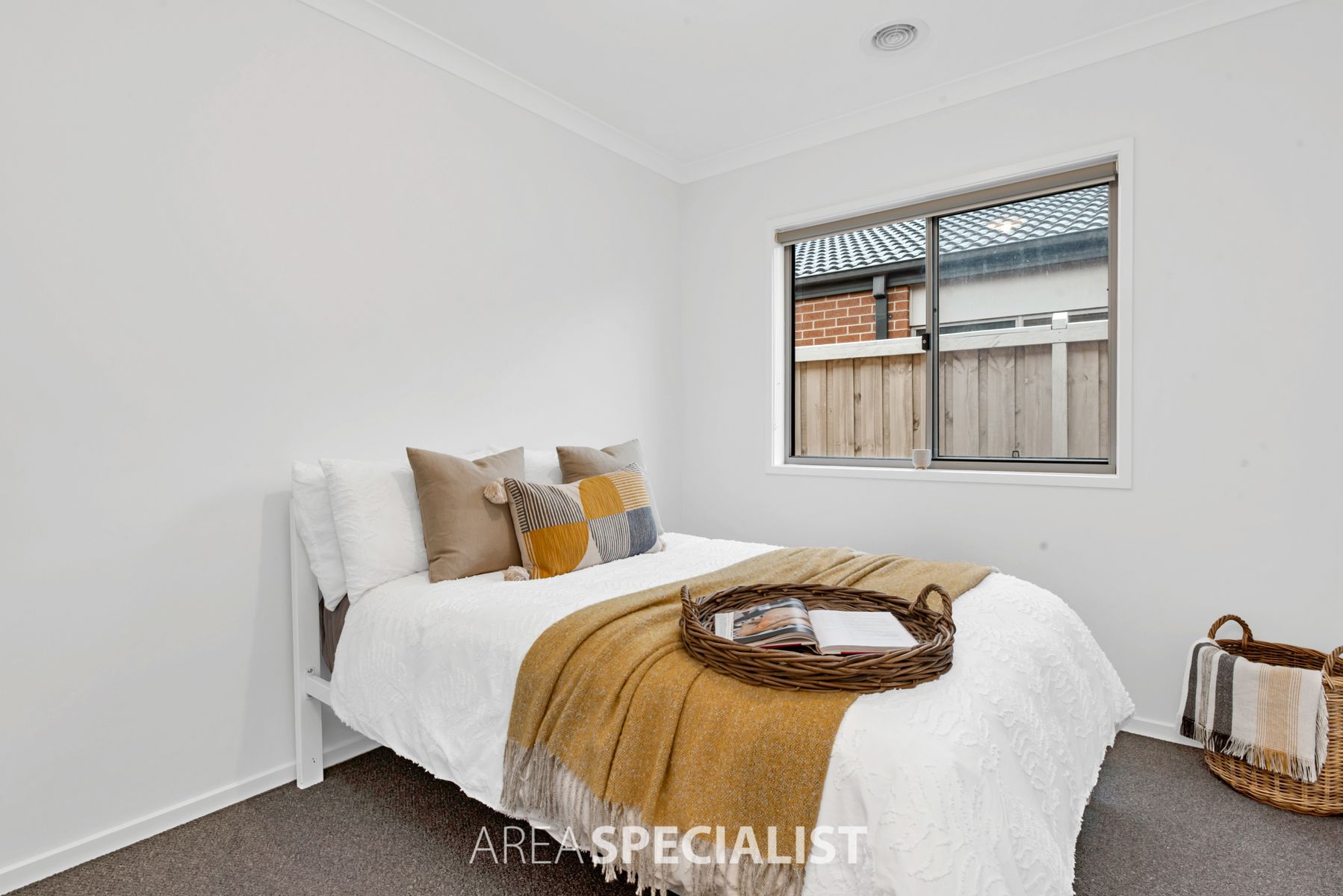9 Whispering Way, Clyde North, VIC 3978, Clyde North - Thumbnail 6