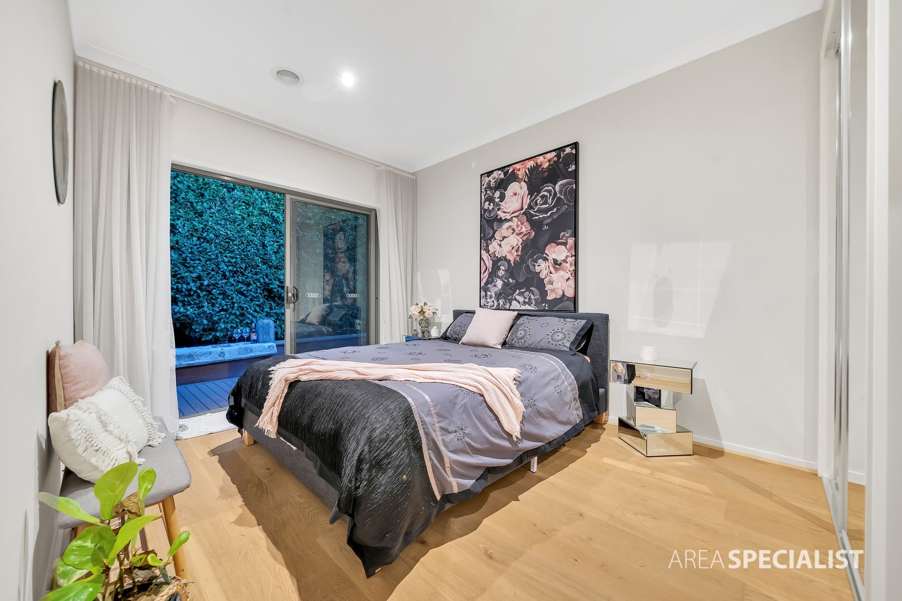 9 John Russell Road, Cranbourne West, VIC 3977, Cranbourne West - Thumbnail 6
