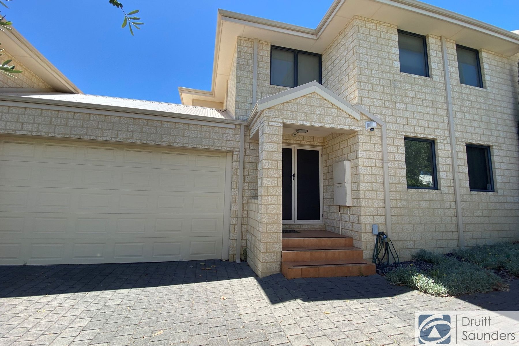 14B Ambrose Street, Innaloo WA 6018