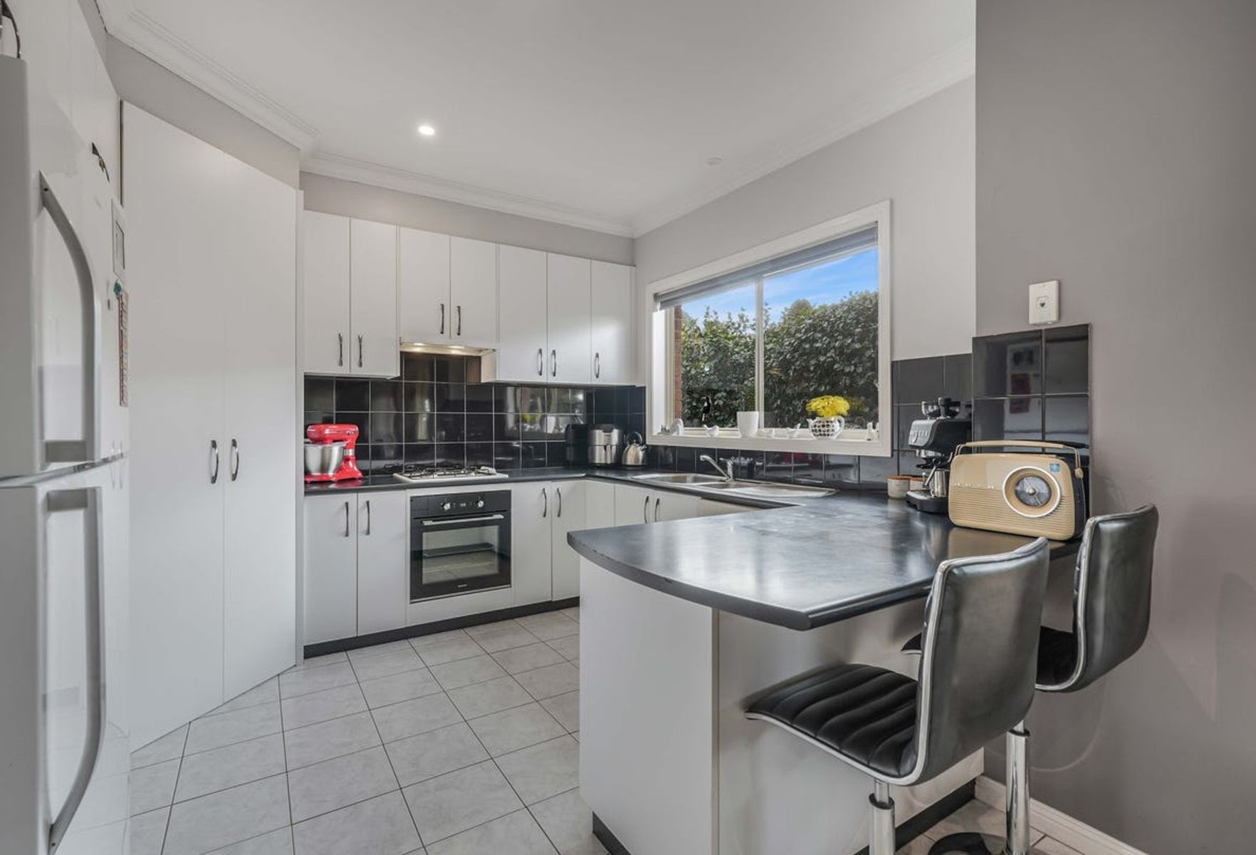 30 BANKSIA STREET, Warragul VIC 3820, Warragul - Thumbnail 8