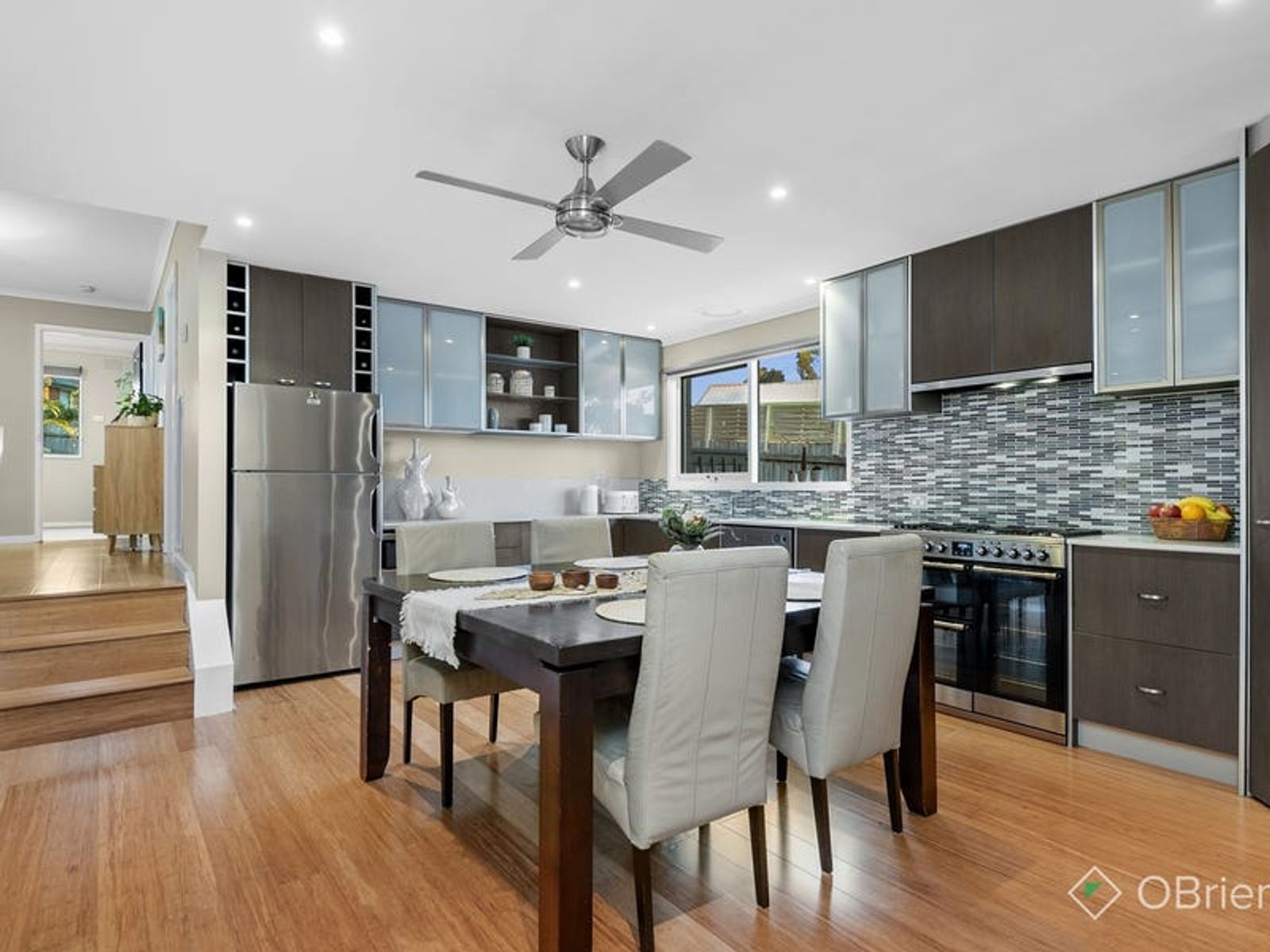2 Paul Court, Endeavour Hills, VIC 3802, Endeavour Hills - Thumbnail 4
